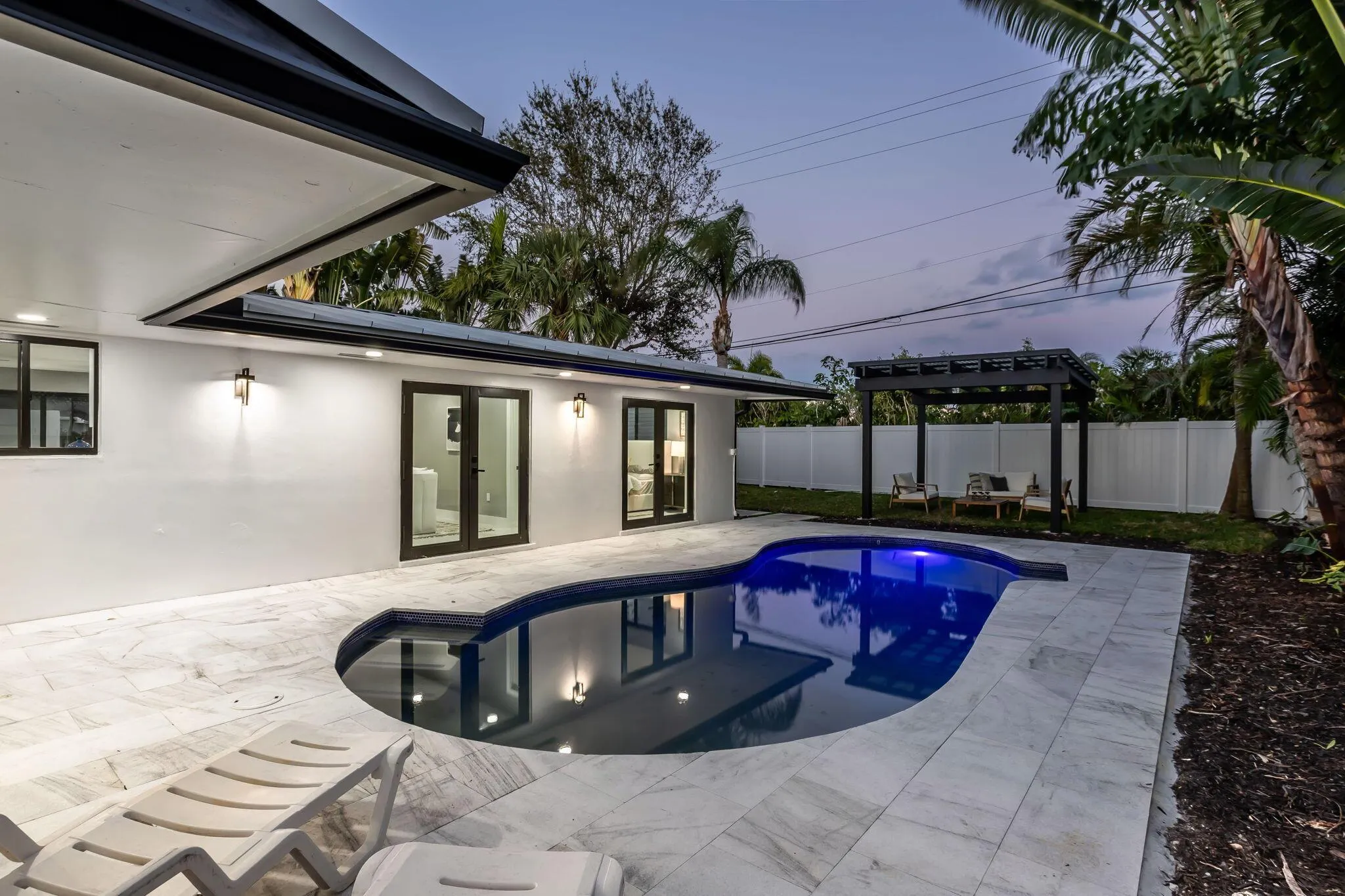 200 SW 12th Street