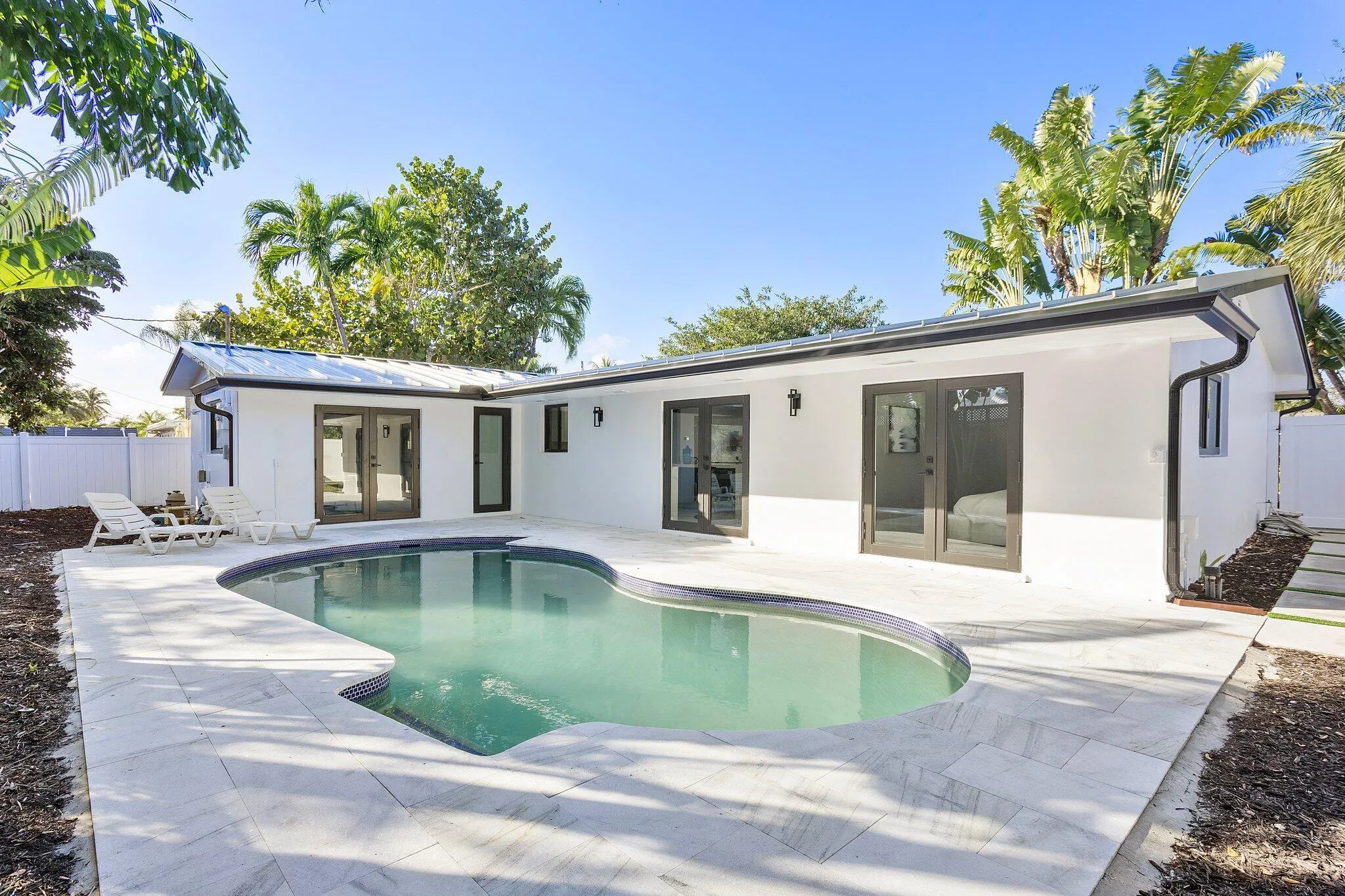 200 SW 12th Street