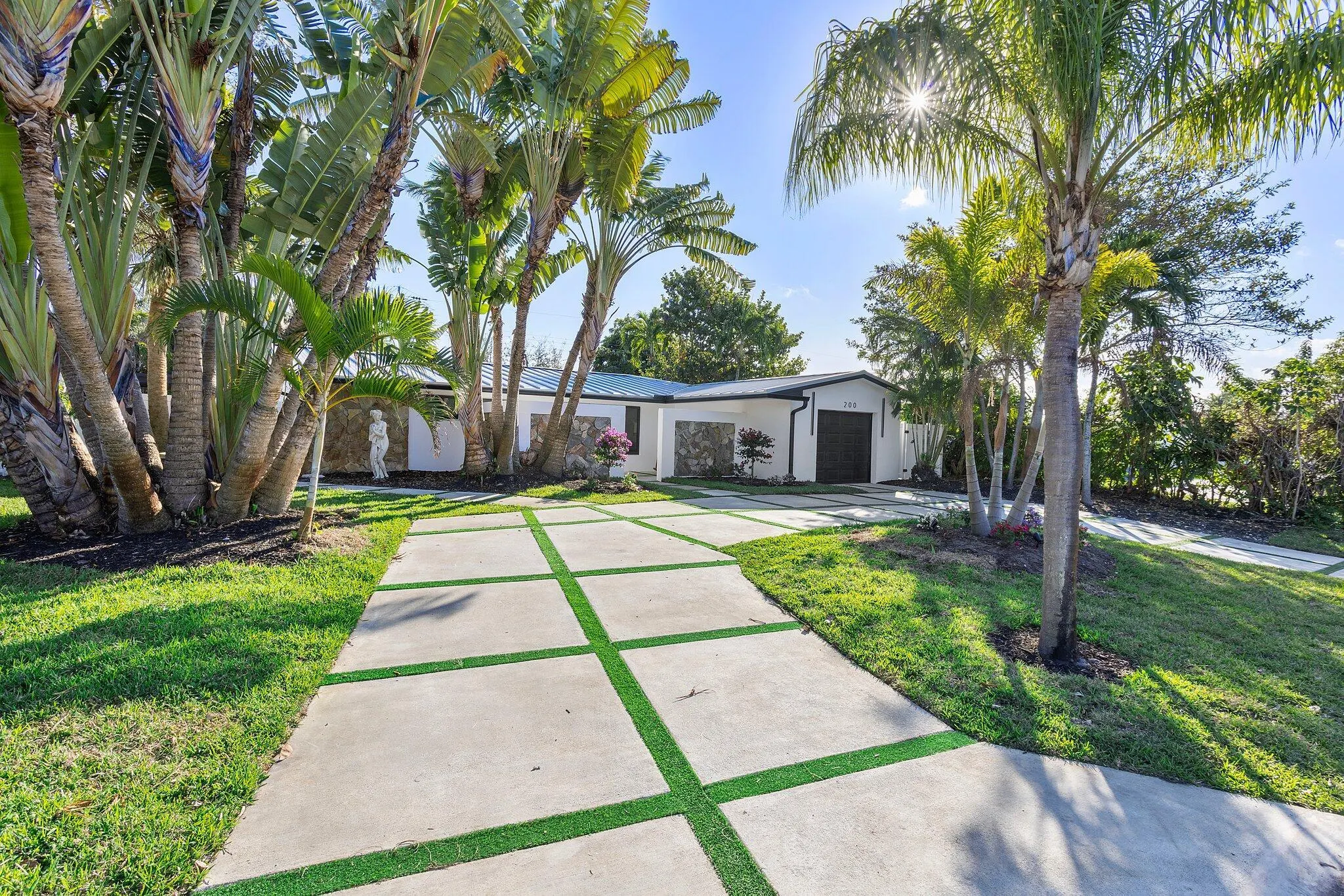 200 SW 12th Street