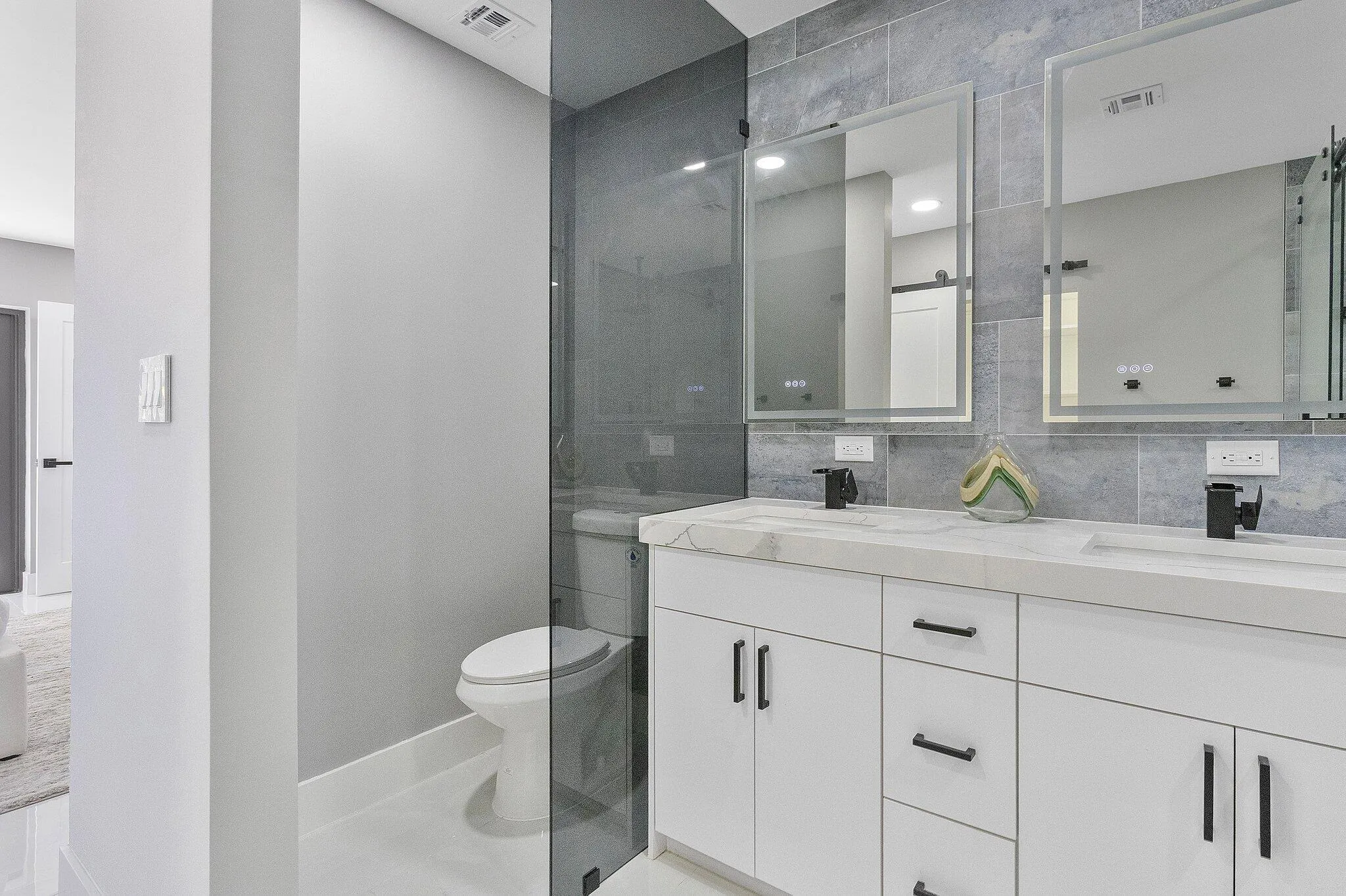 200 SW 12th Street