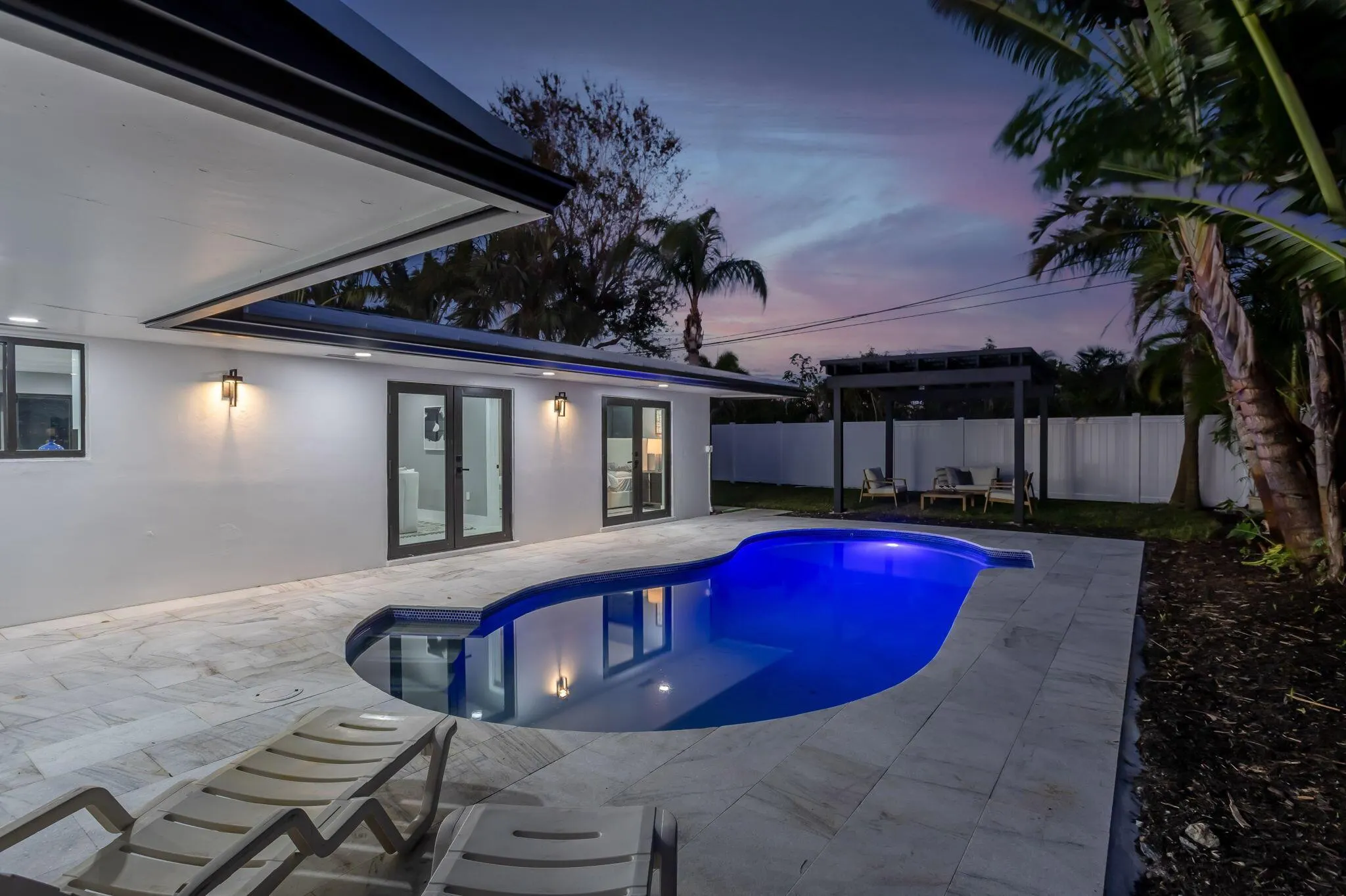 200 SW 12th Street