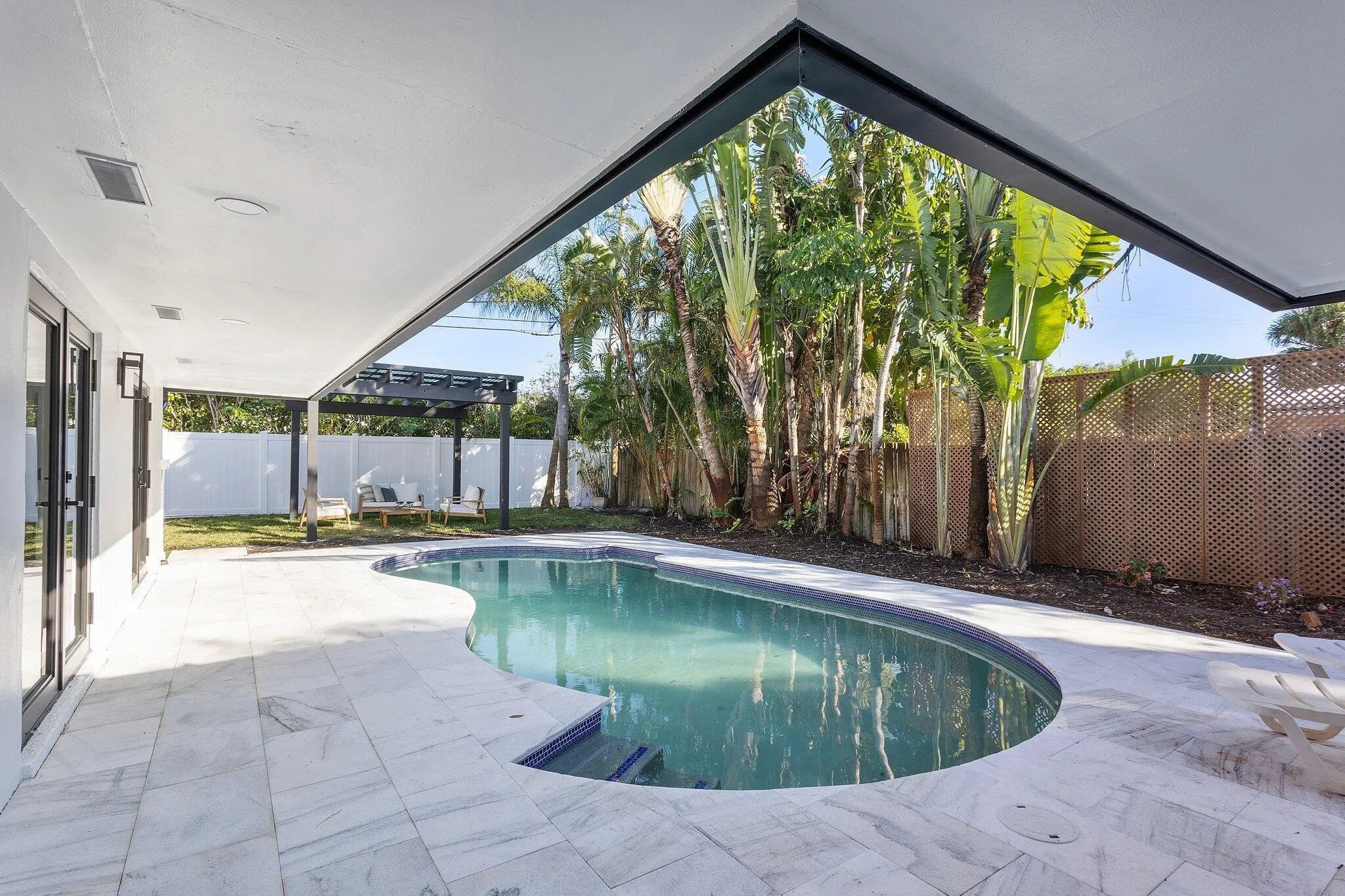 200 SW 12th Street