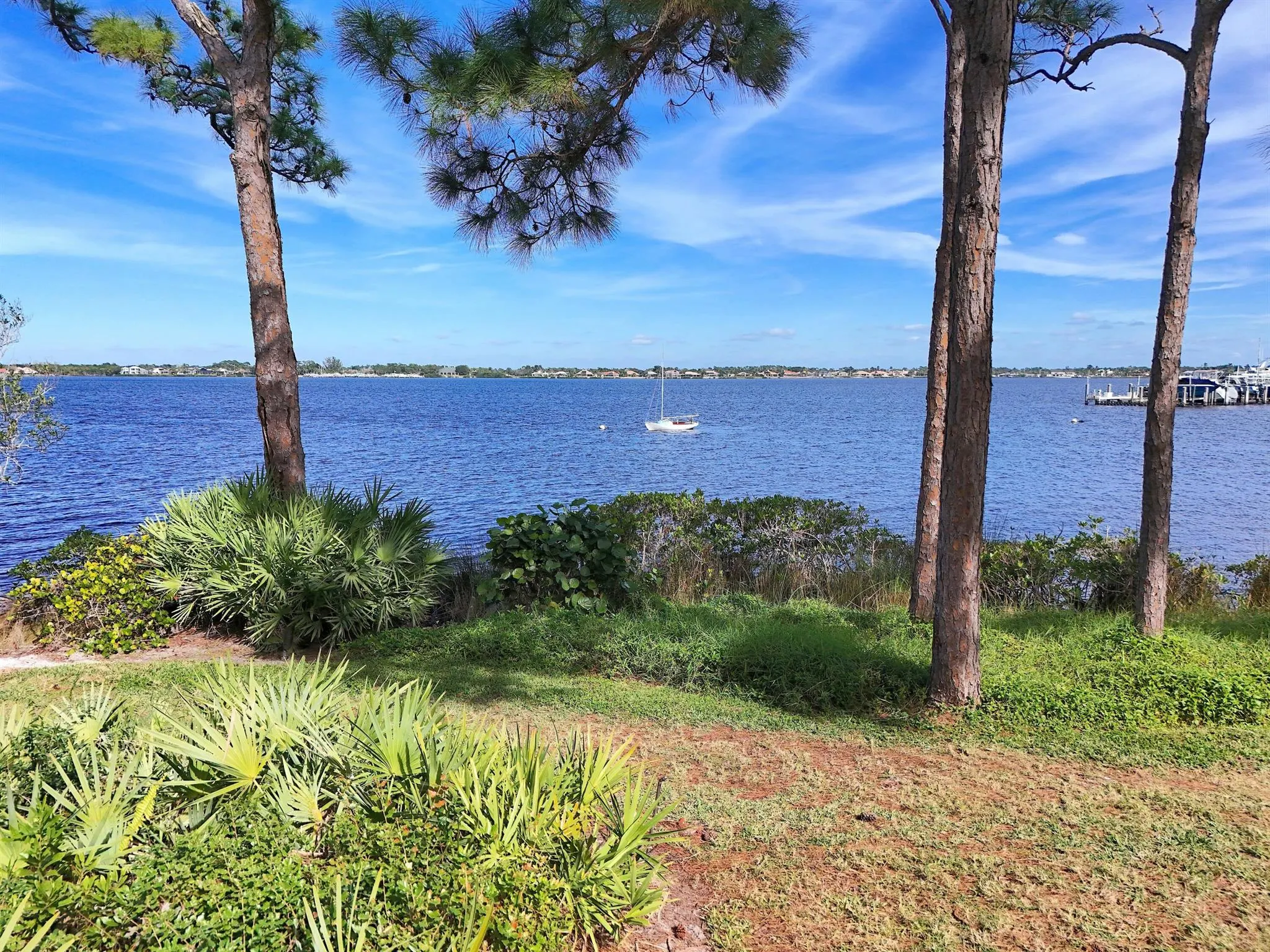 1828 NW Buttonbush Circle