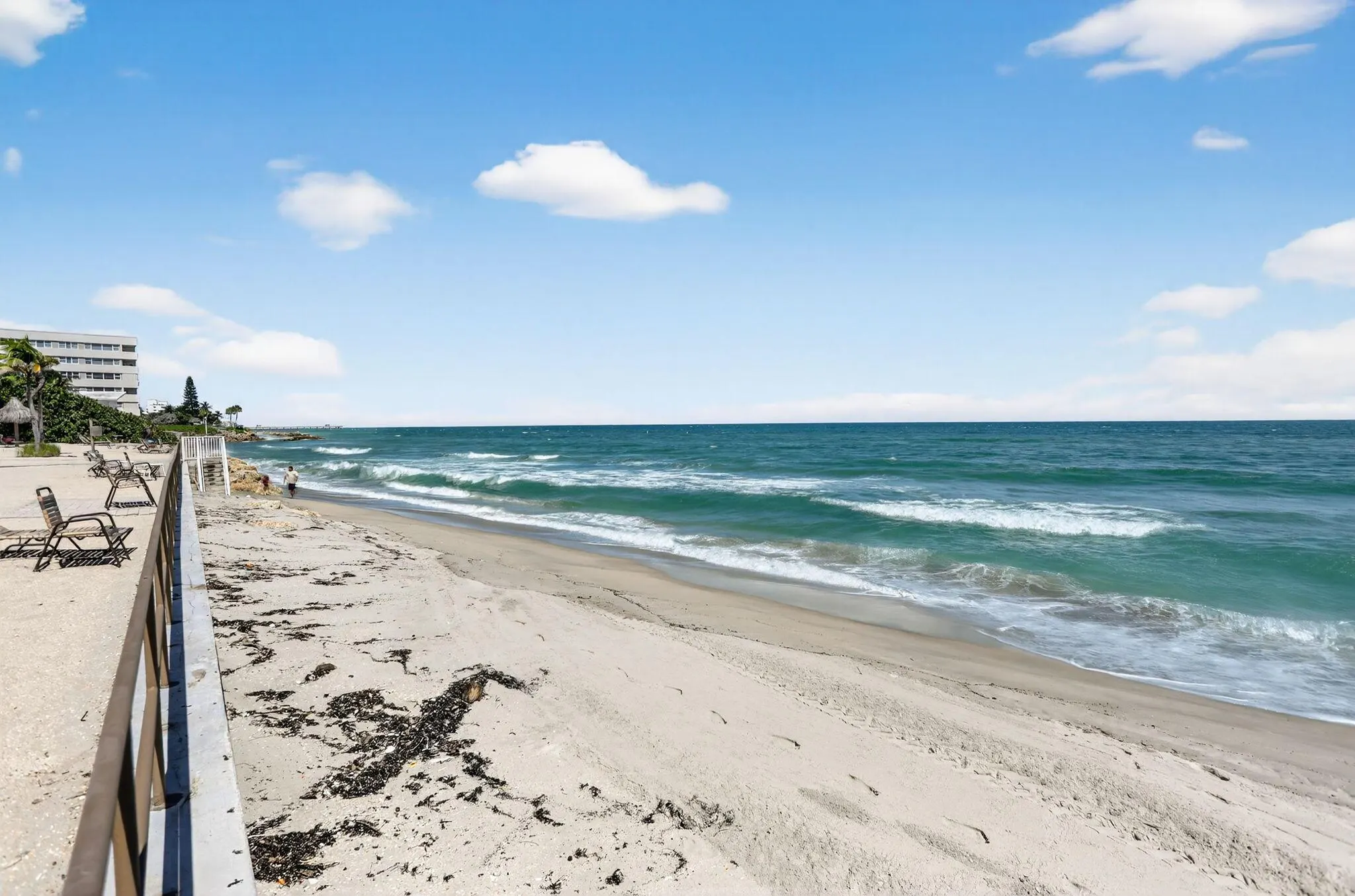 1225 Hillsboro Mile, #N2
