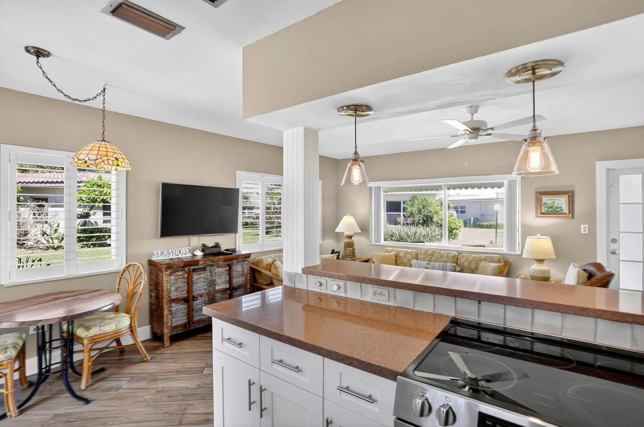 1225 Hillsboro Mile, #N2