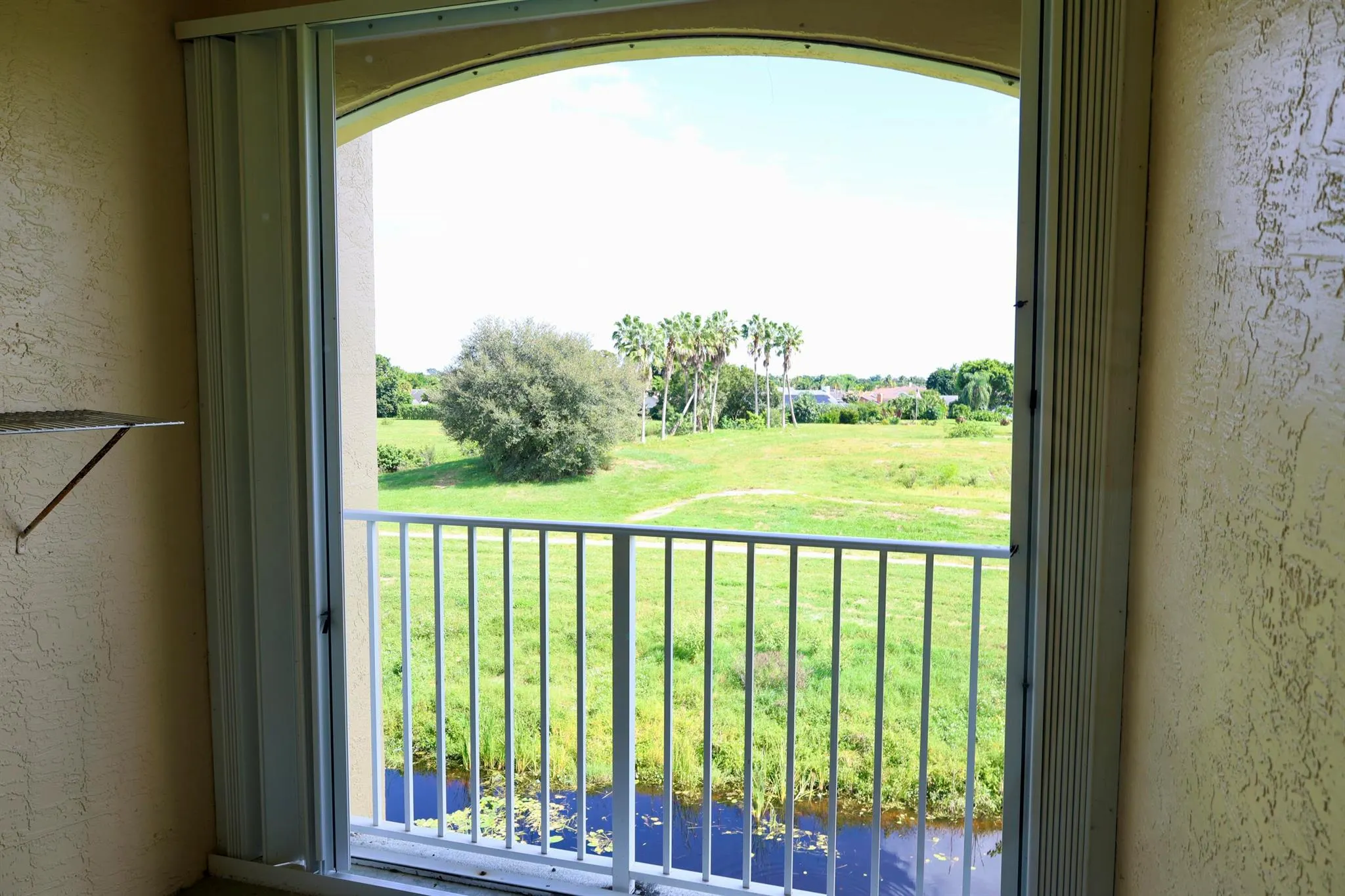 2060 Greenview Shores Boulevard, #319