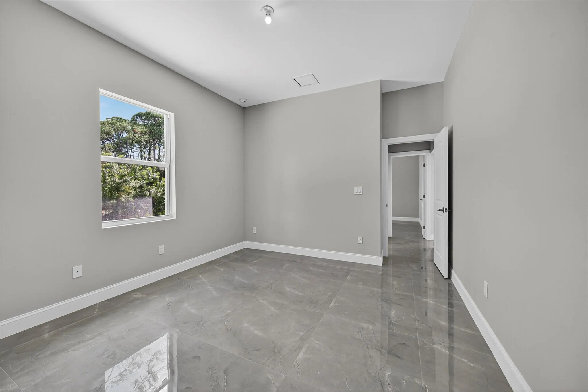 15174 69th Court N