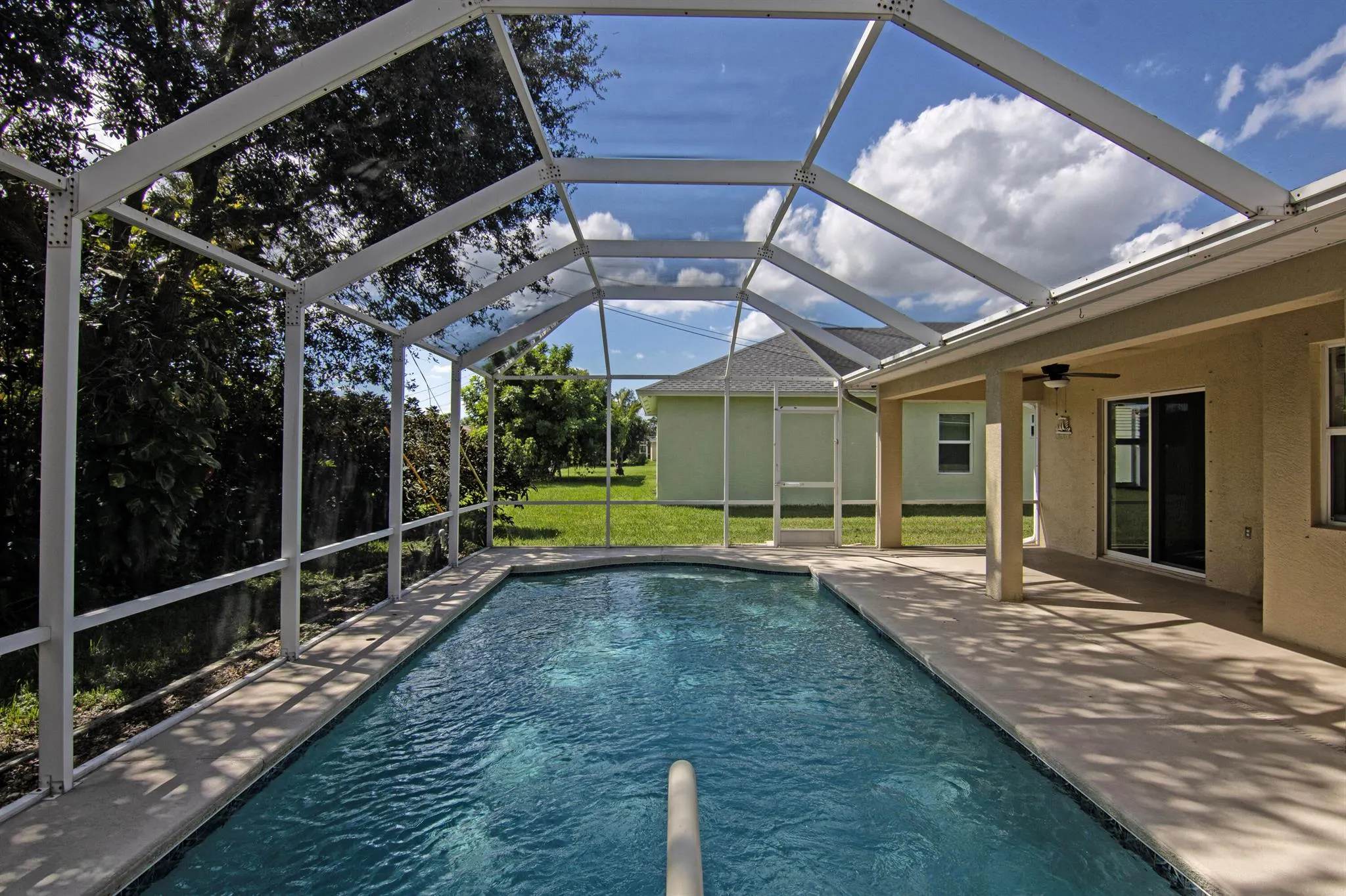 1522 SW Medley Lane