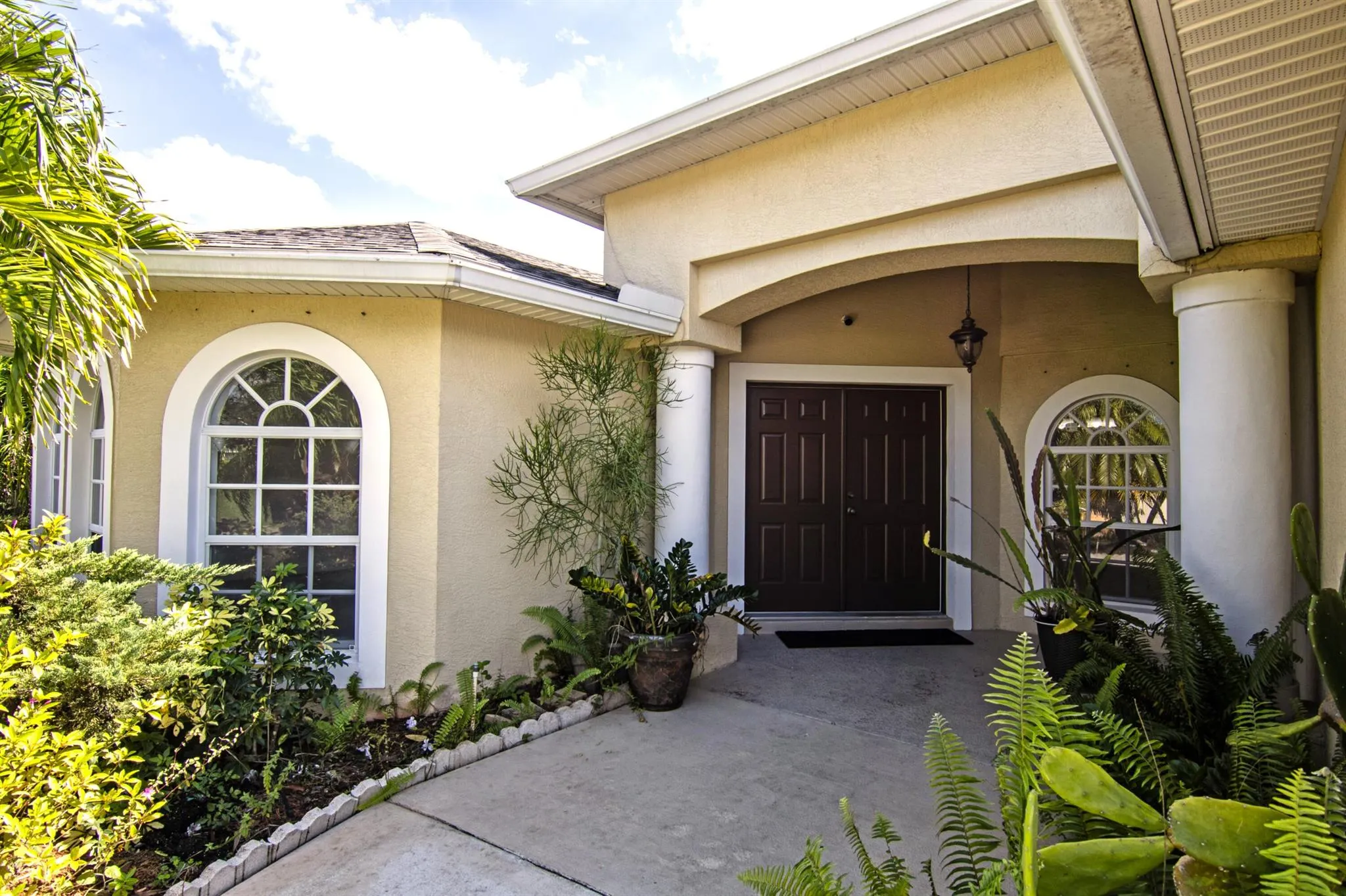 1522 SW Medley Lane