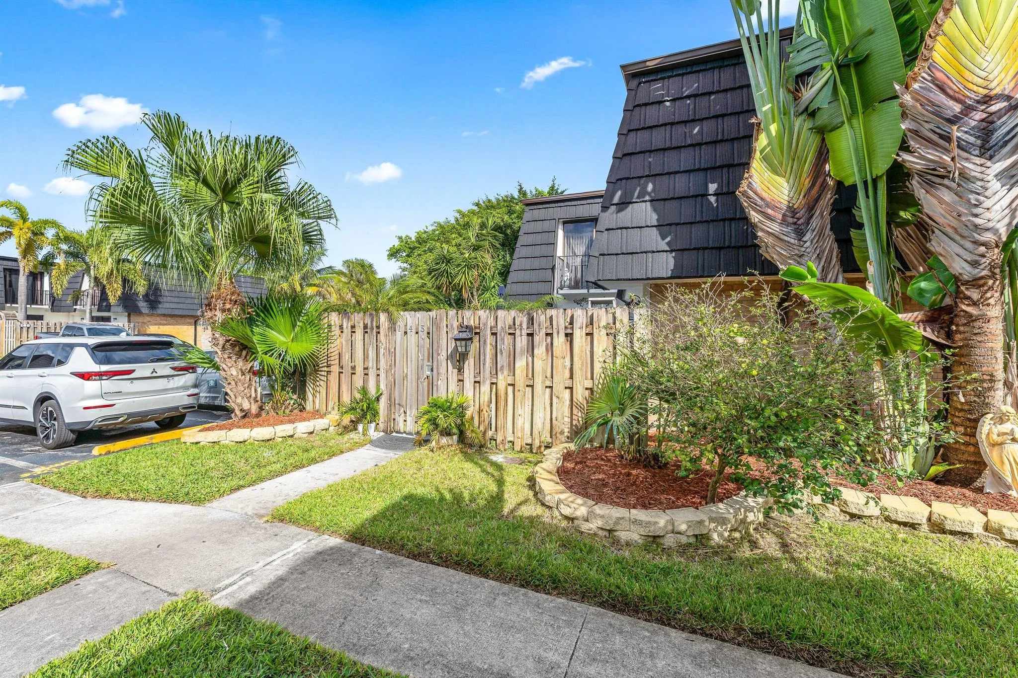 145 Woodland Road