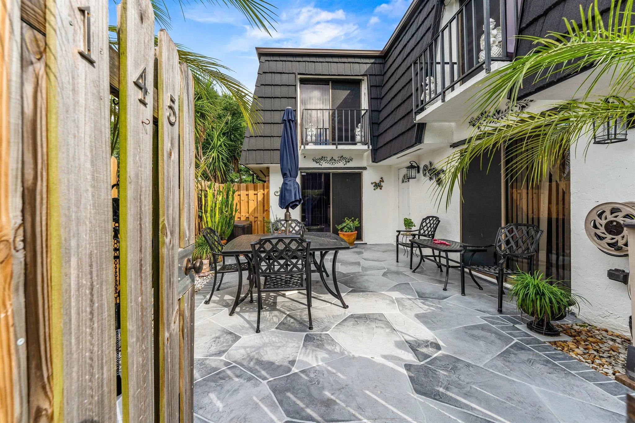 145 Woodland Road