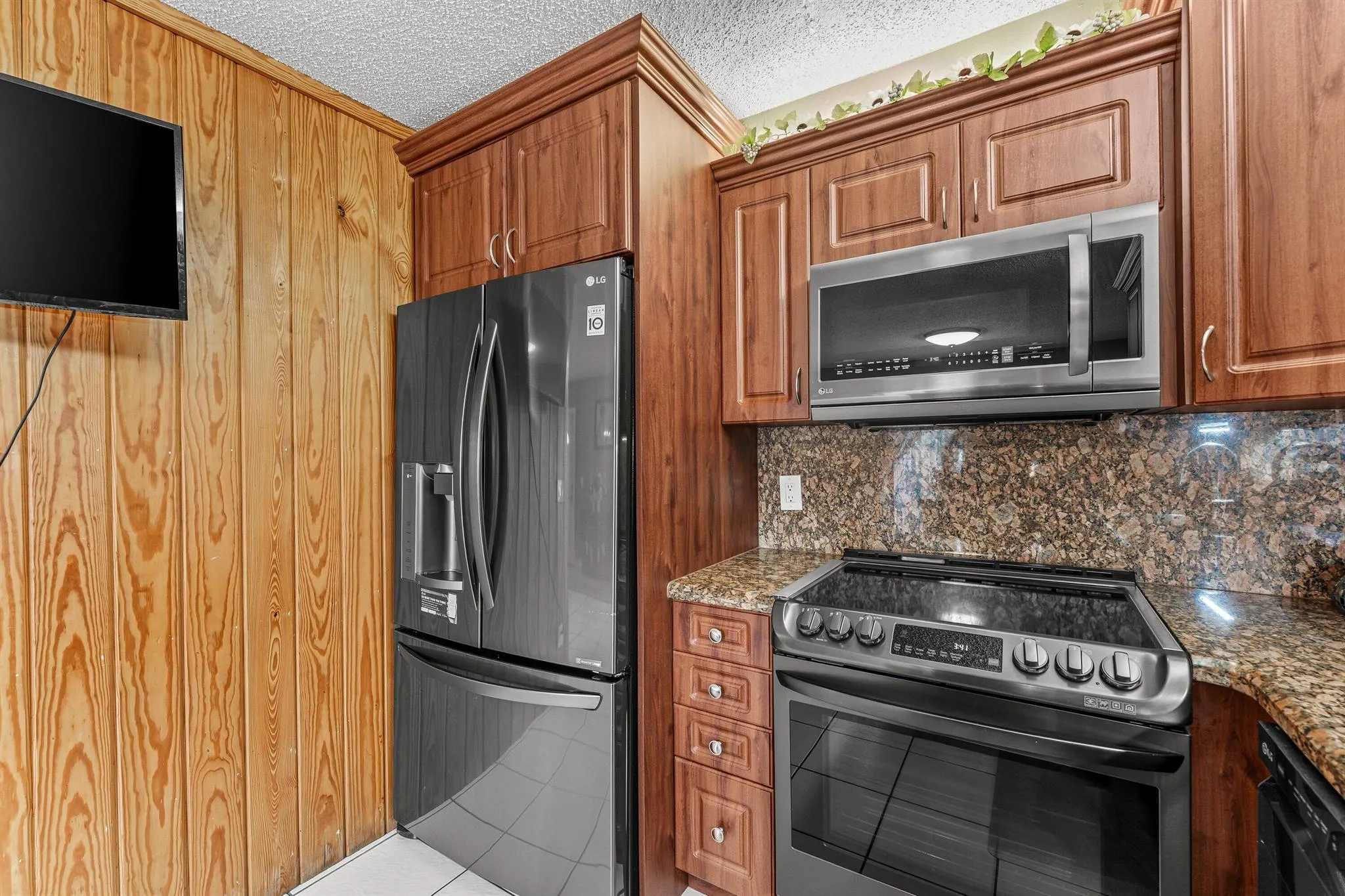 145 Woodland Road