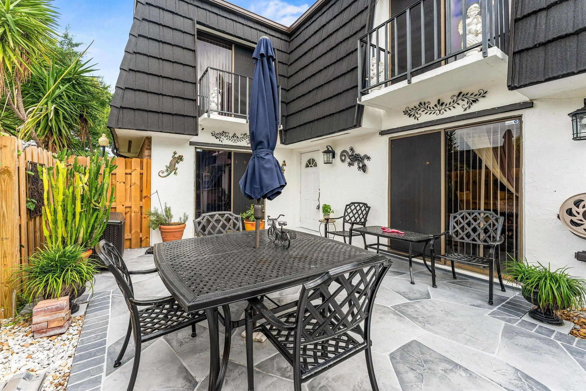 145 Woodland Road