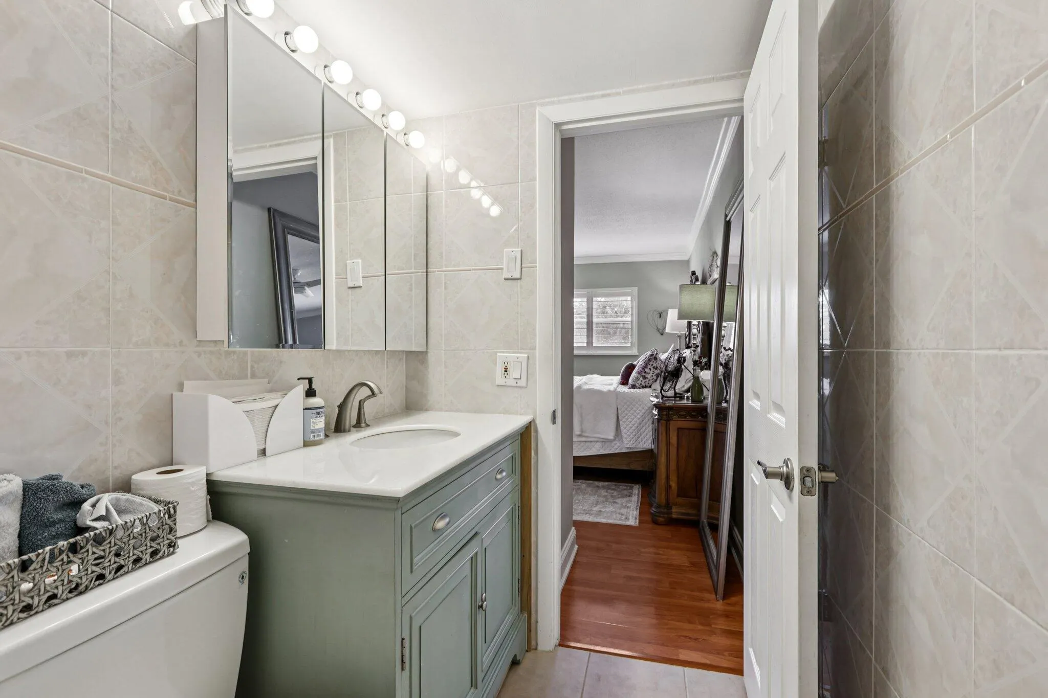 200 E Royal Palm Road, #3030