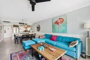 200 E Royal Palm Road, #3030