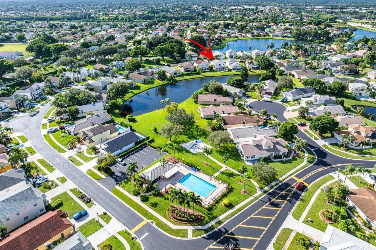 6353 Lansdowne Circle