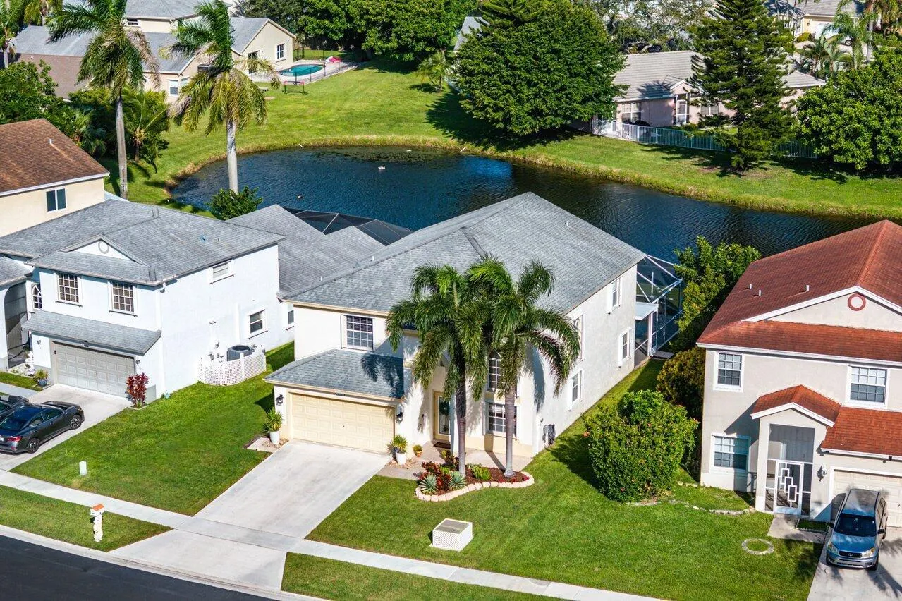 6353 Lansdowne Circle
