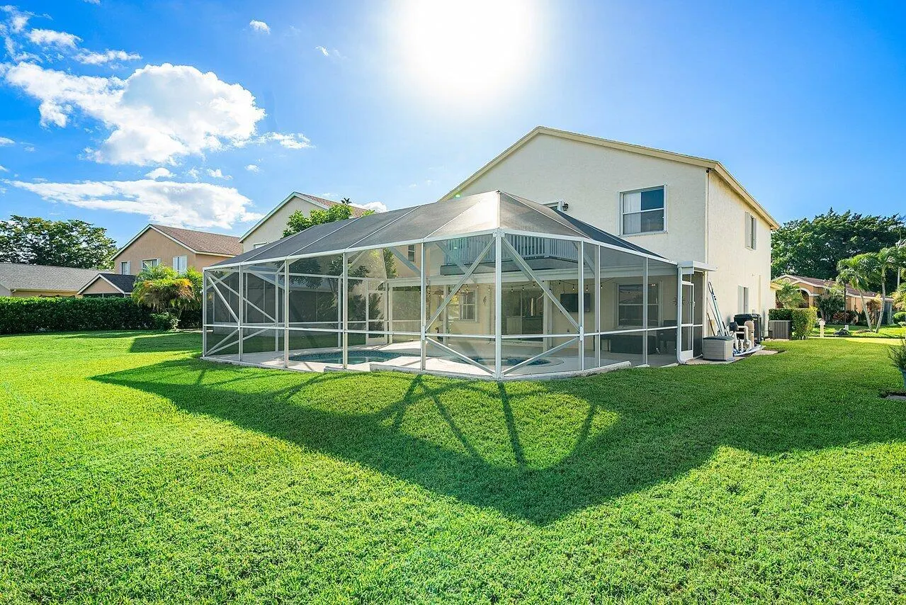 6353 Lansdowne Circle