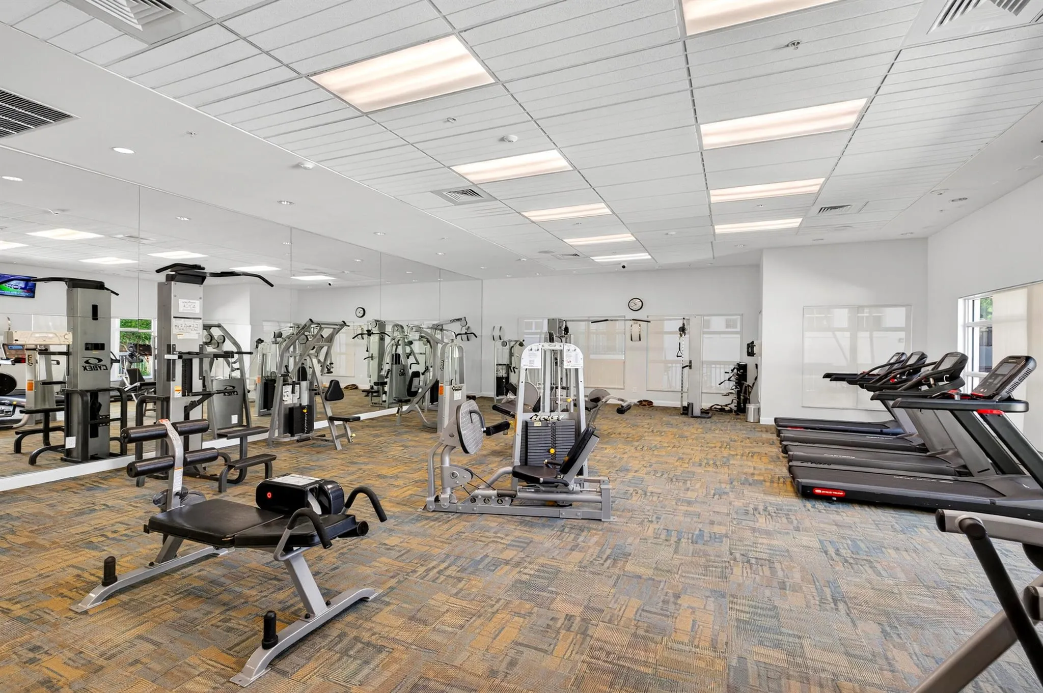 600 S Dixie Highway, #811
