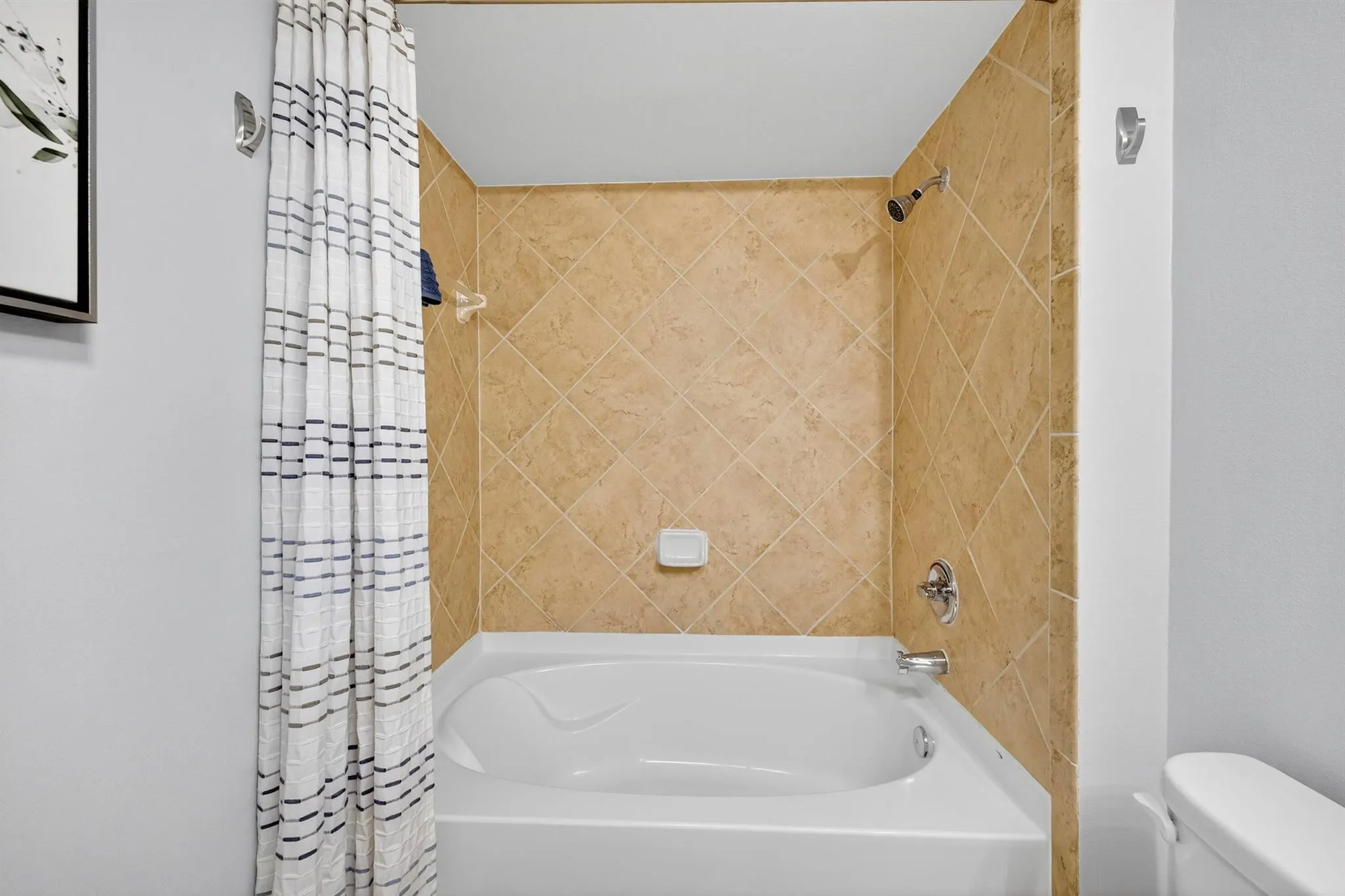 600 S Dixie Highway, #811