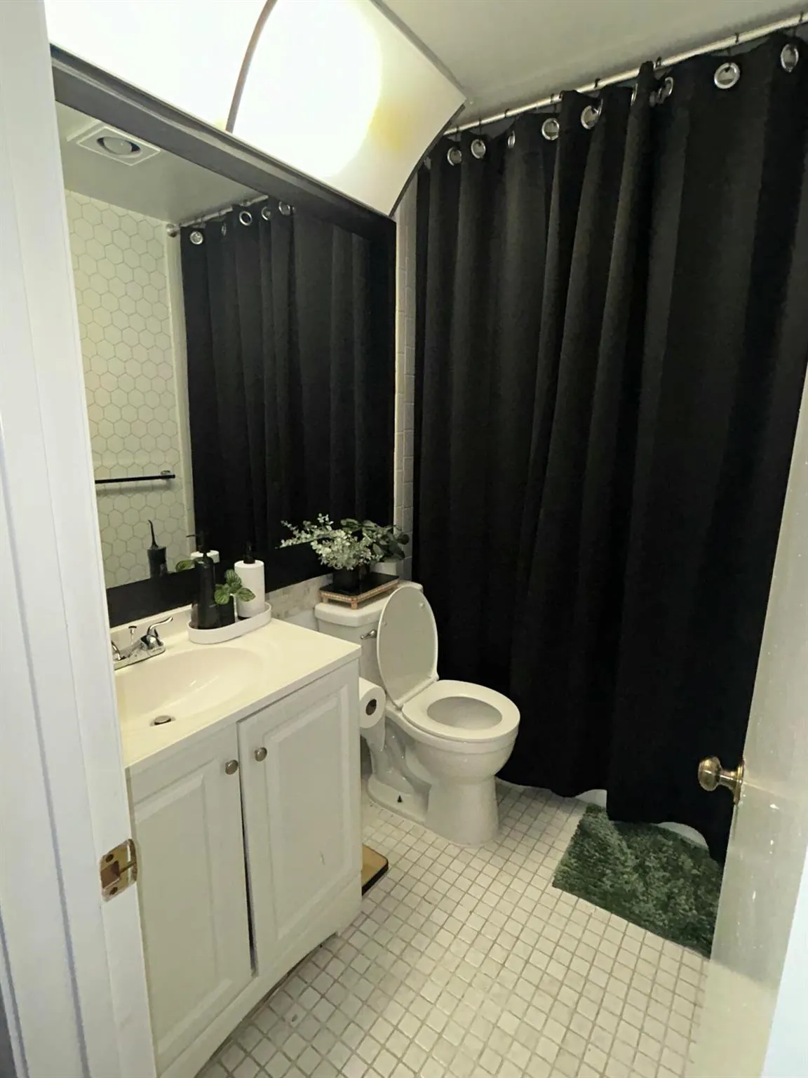 2051 SW 15 Street, #210