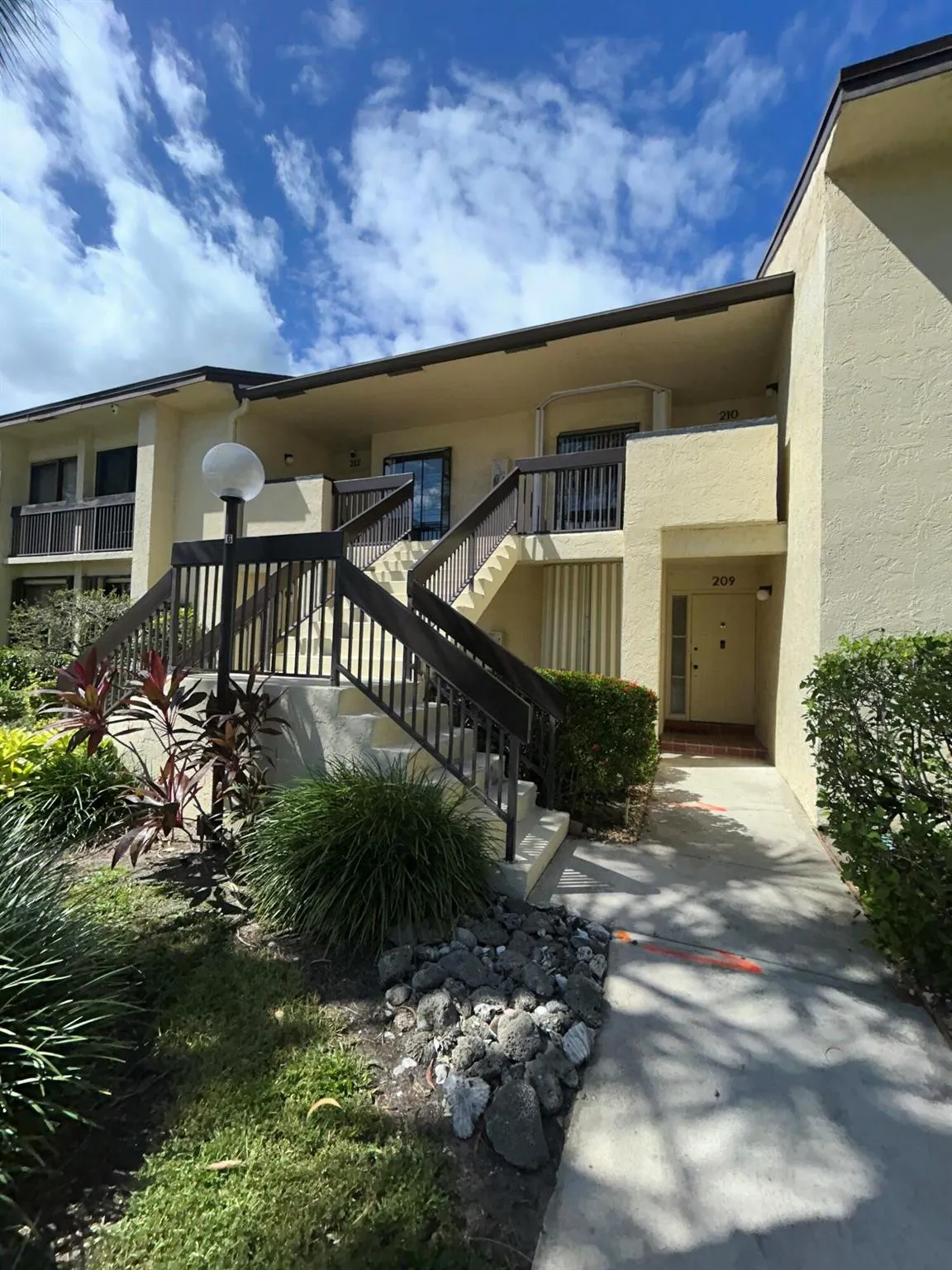 2051 SW 15 Street, #210