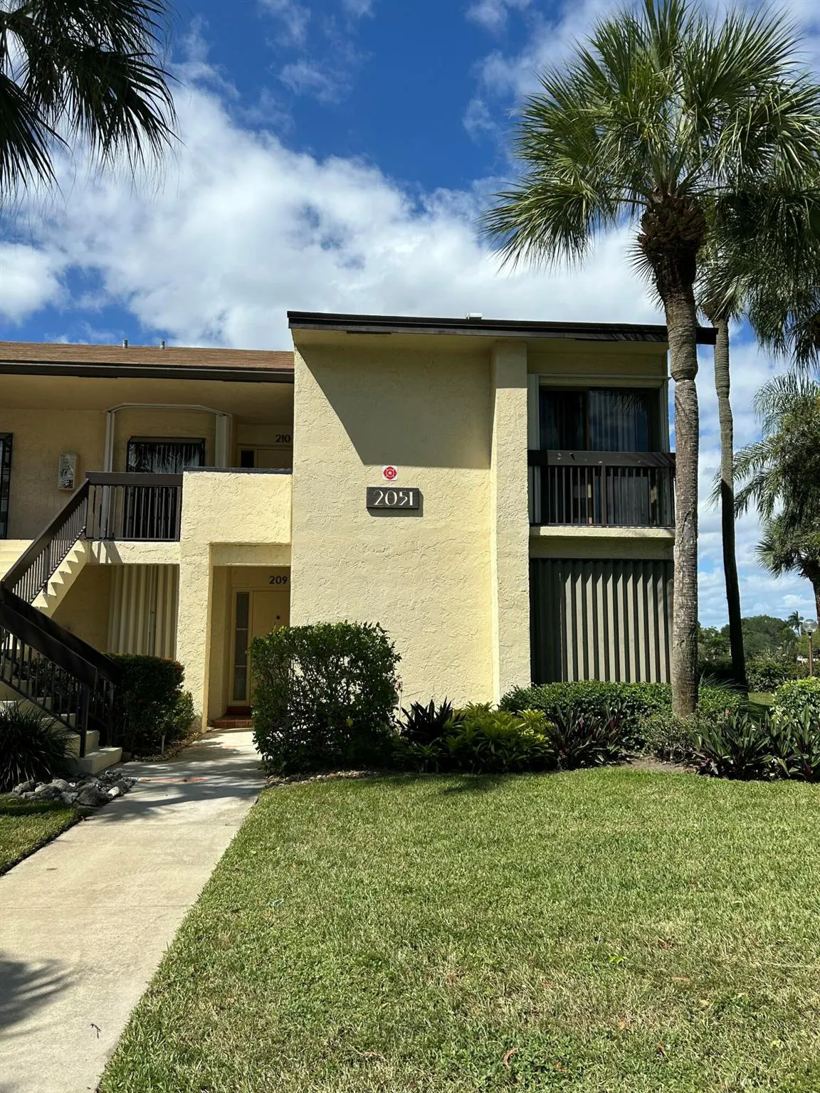 2051 SW 15 Street, #210