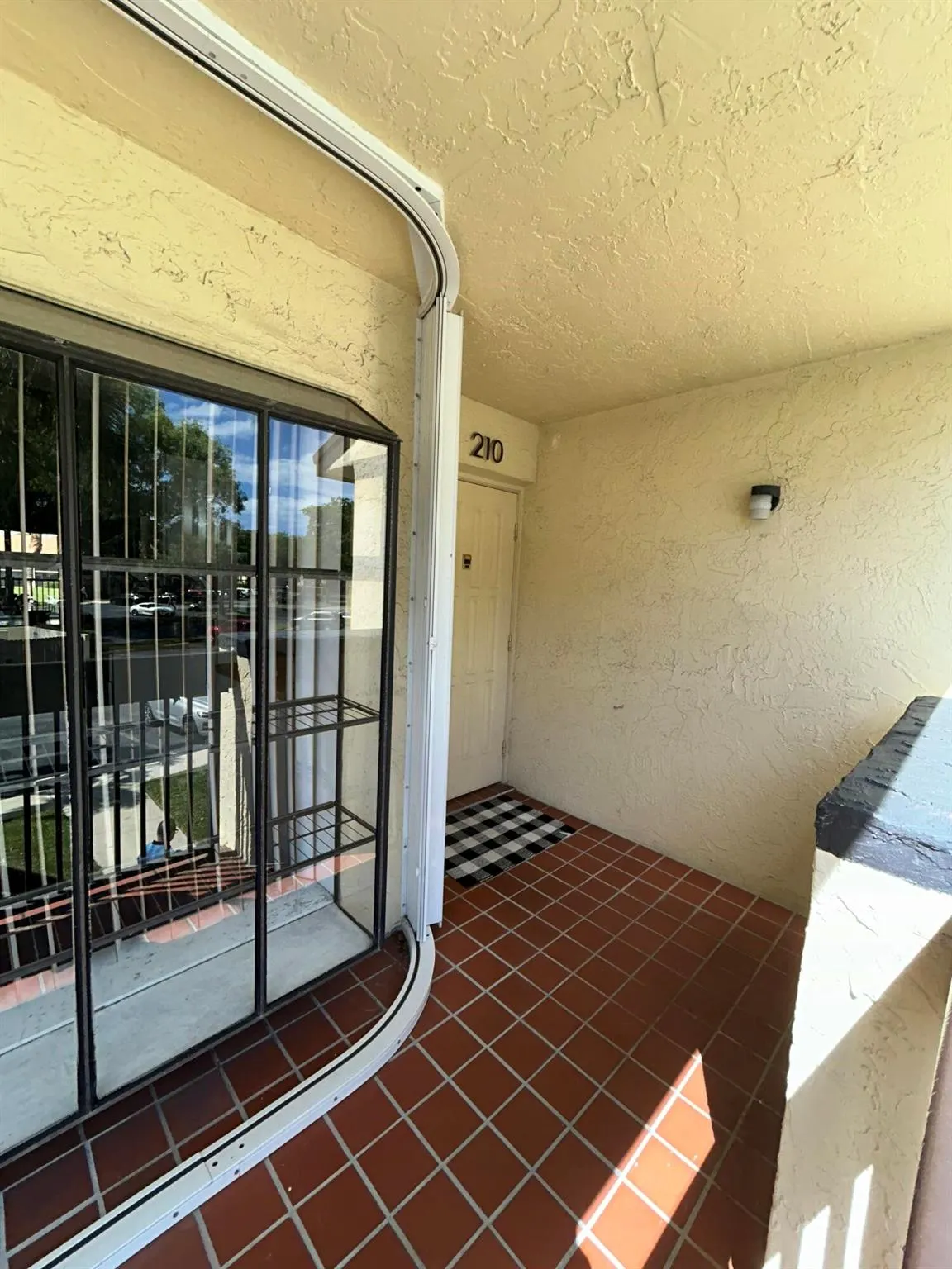 2051 SW 15 Street, #210