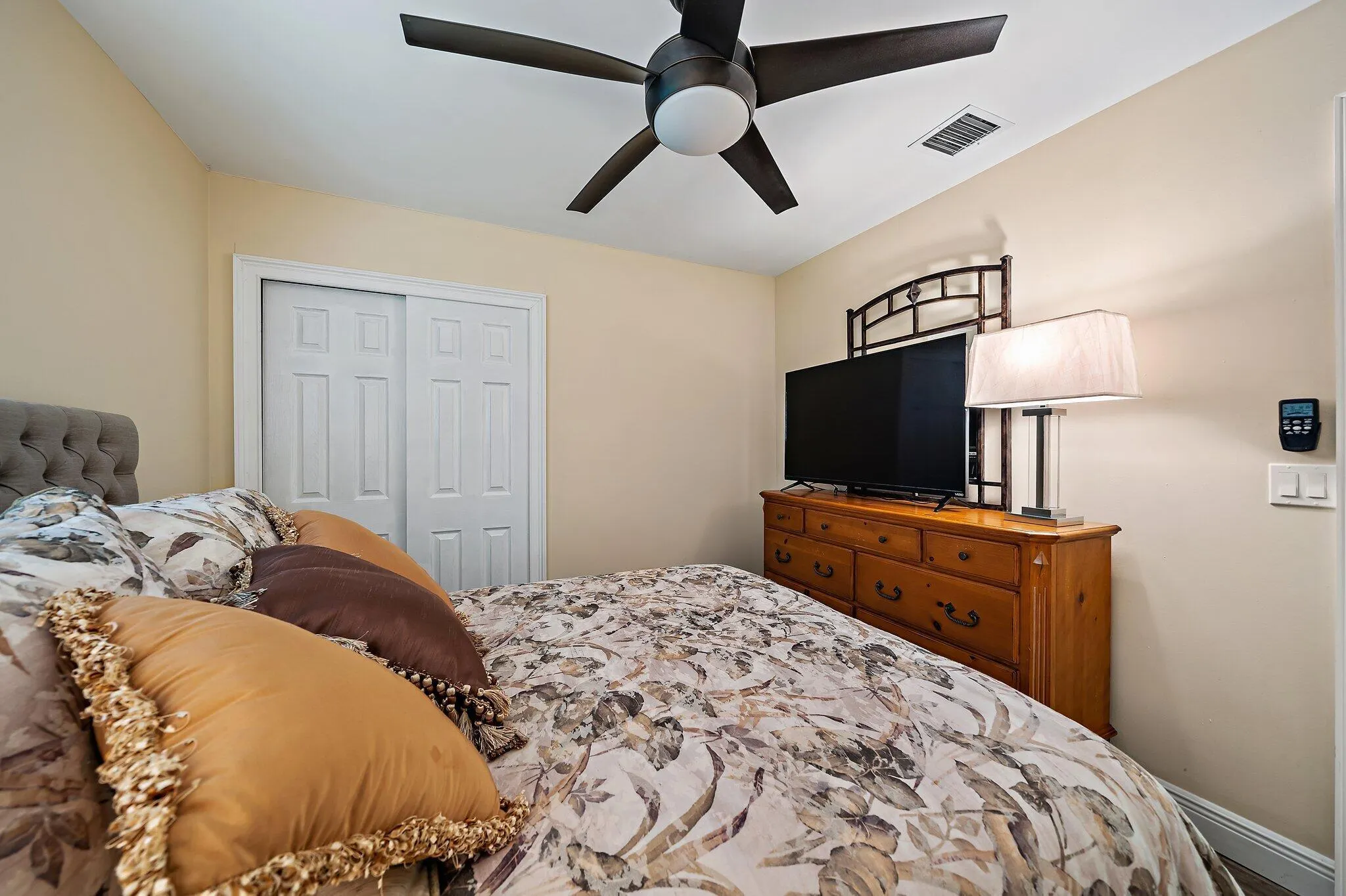 4304 Hunting Trail