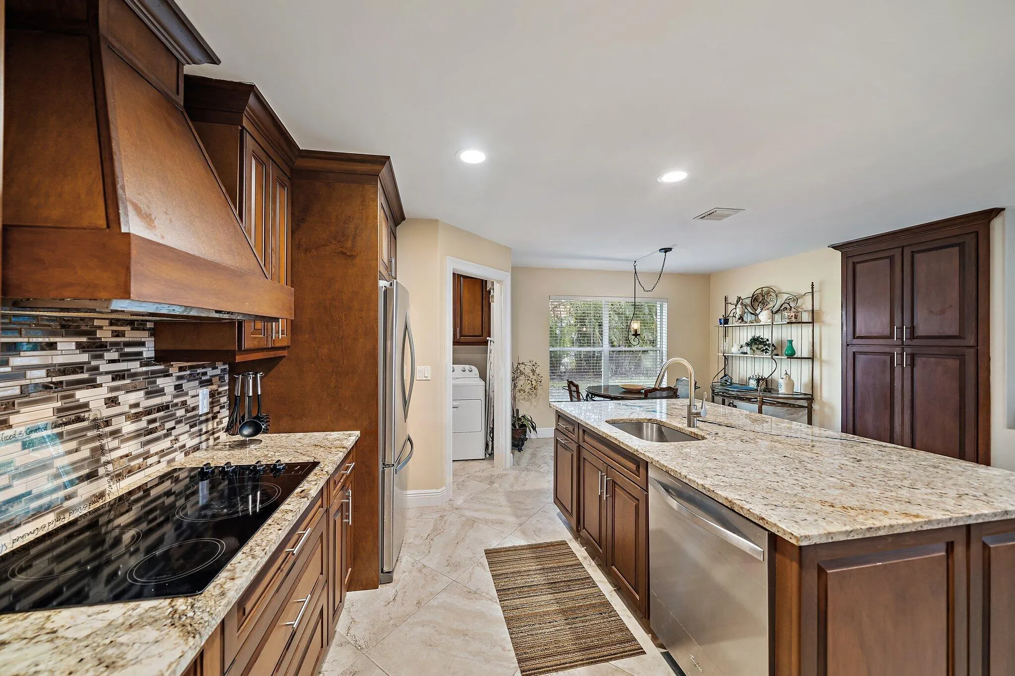 4304 Hunting Trail