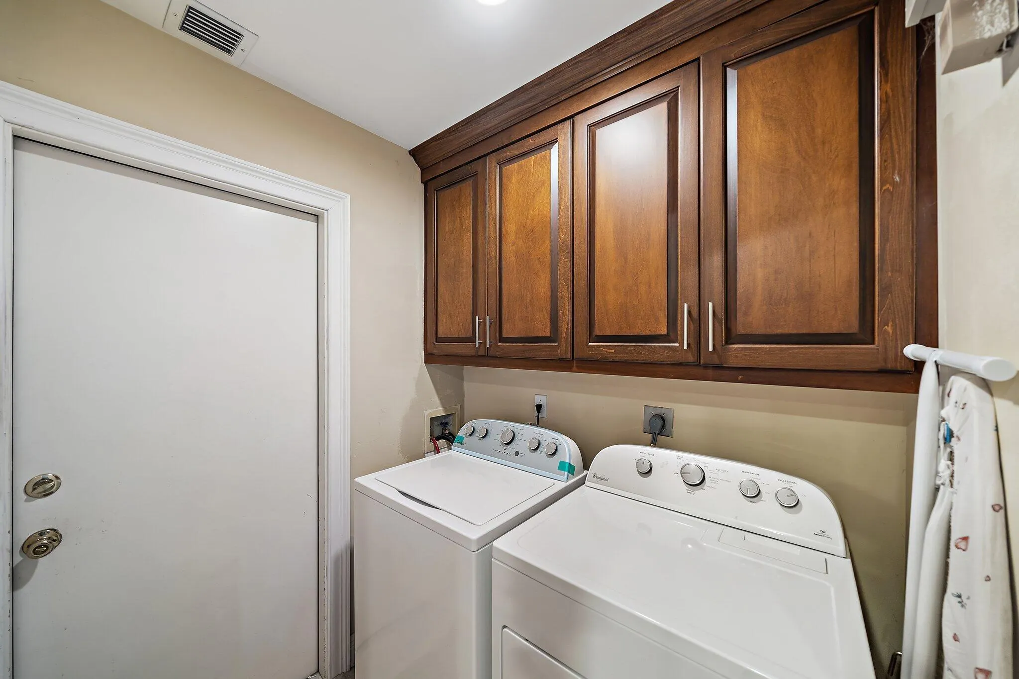 4304 Hunting Trail