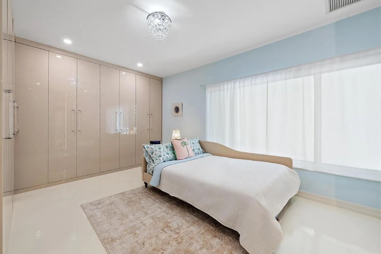 300 S Ocean Boulevard, #2e