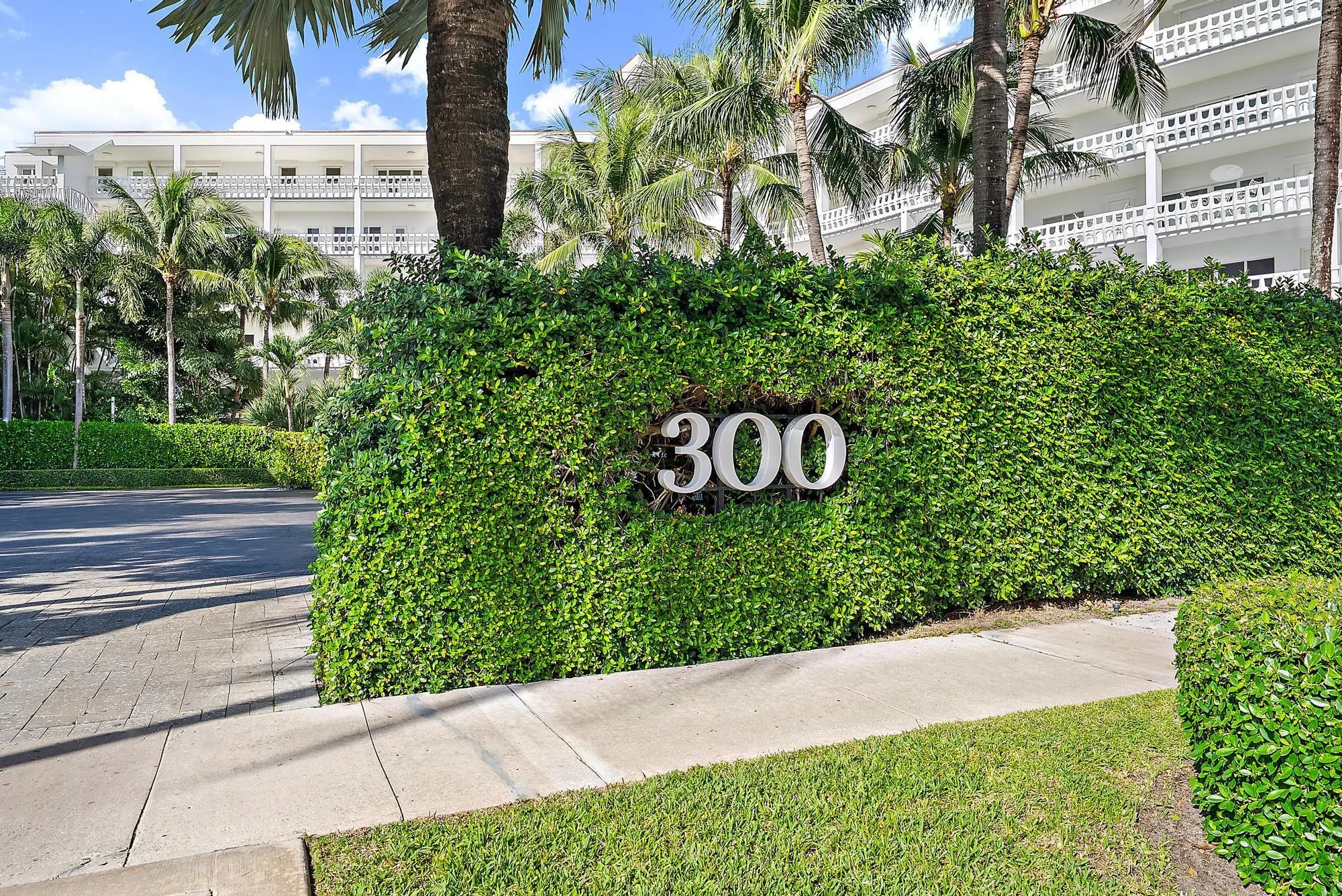 300 S Ocean Boulevard, #2e