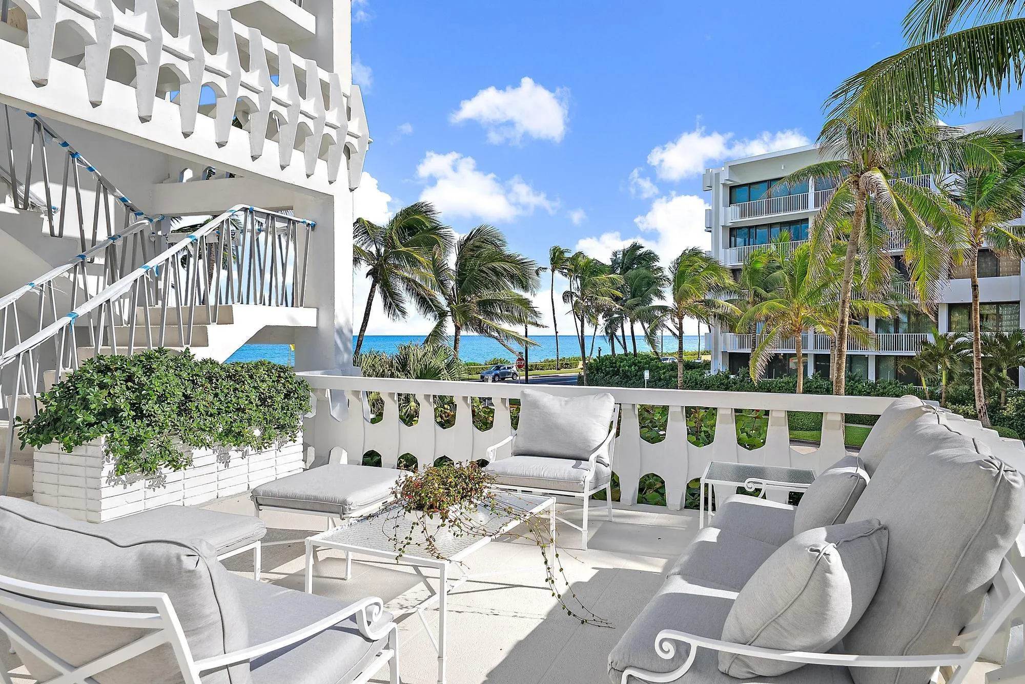 300 S Ocean Boulevard, #2e