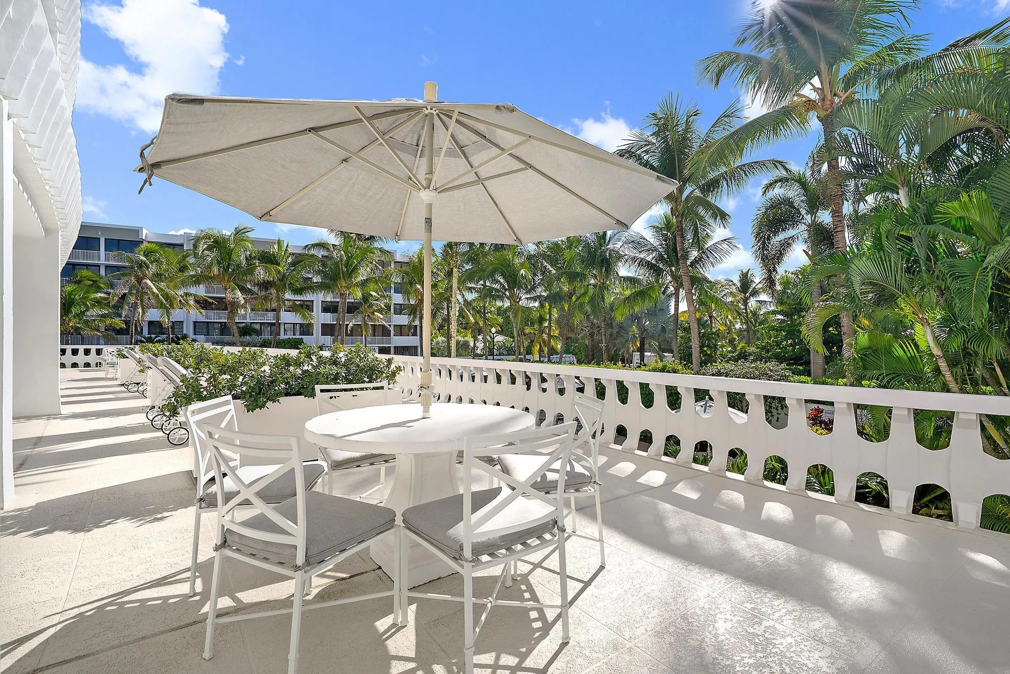 300 S Ocean Boulevard, #2e