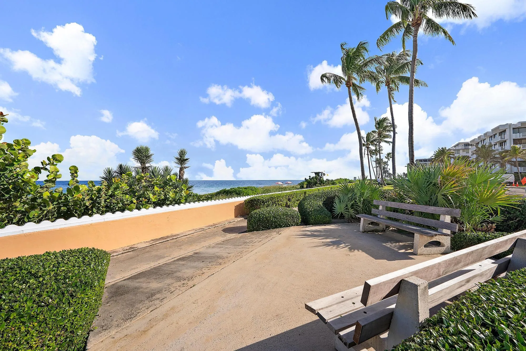 300 S Ocean Boulevard, #2e