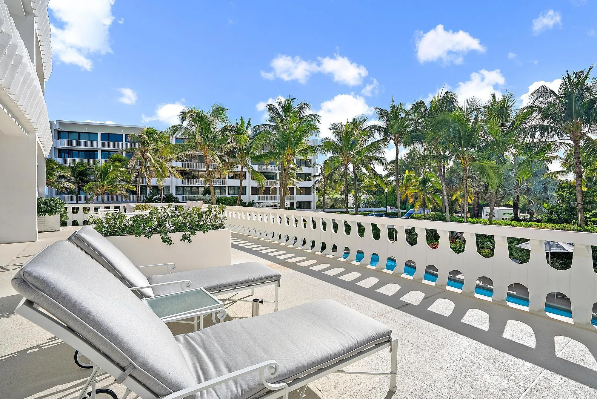 300 S Ocean Boulevard, #2e