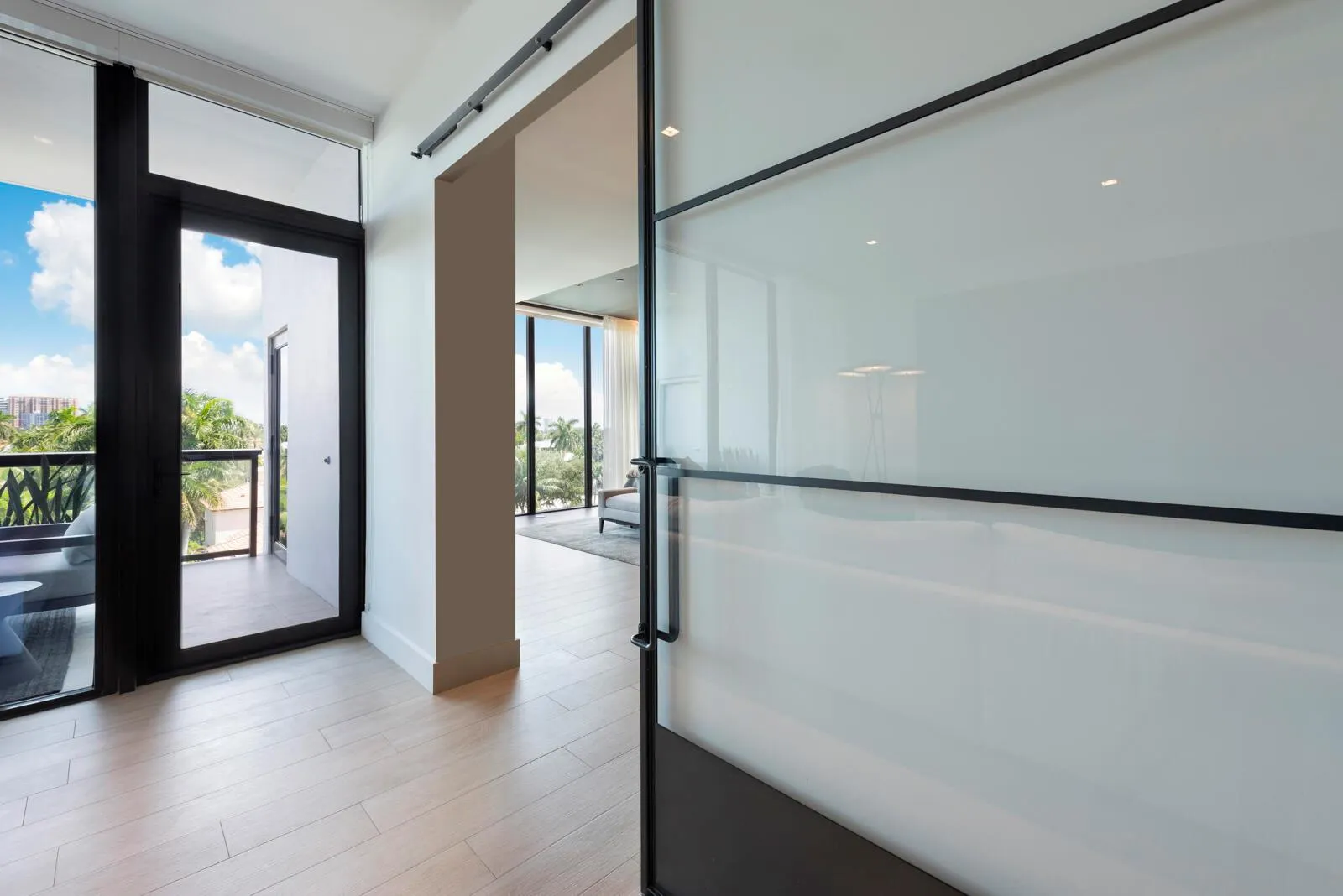 30 Isle Of Venice Drive, #Ph3