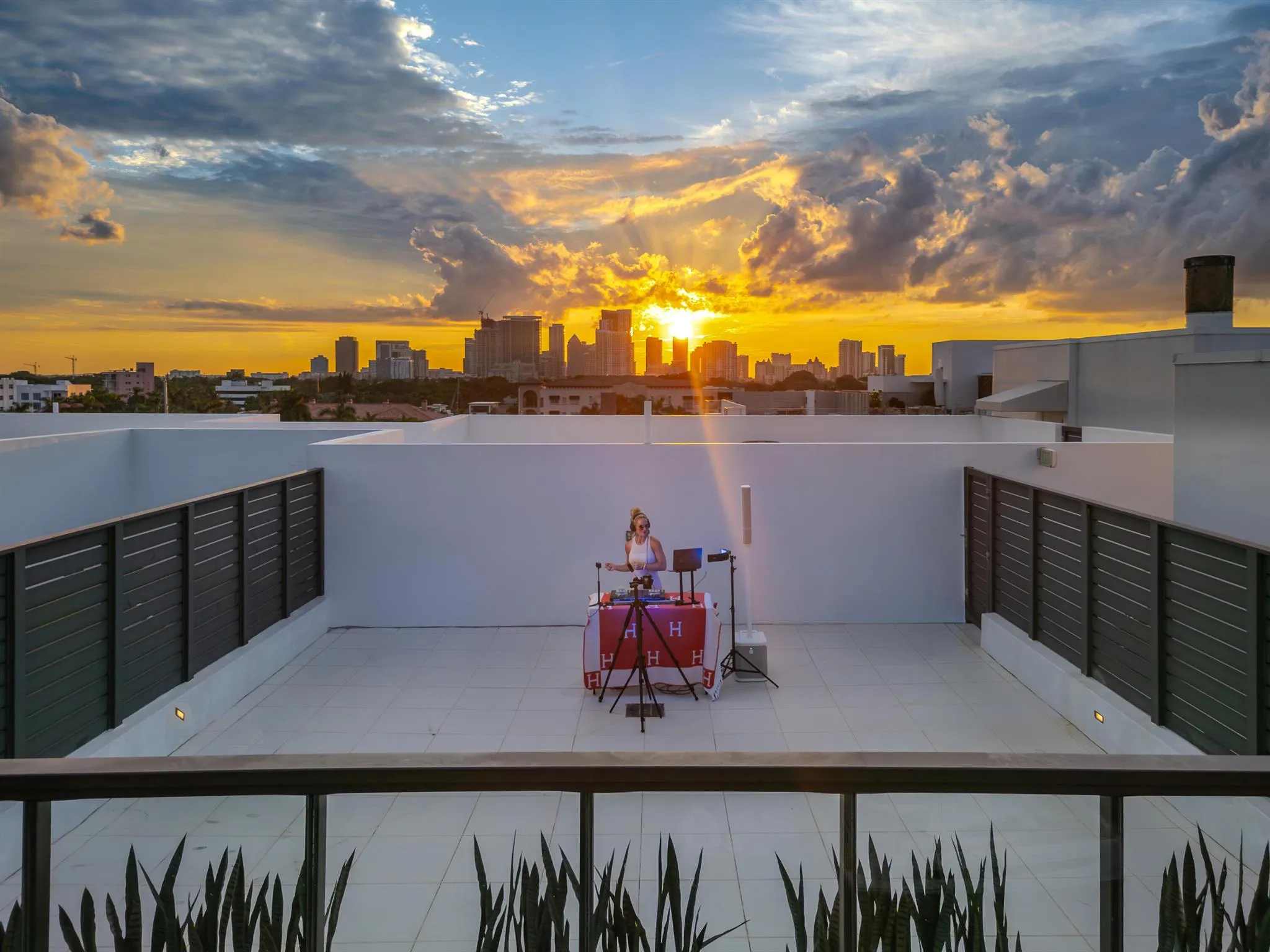 30 Isle Of Venice Drive, #Ph3