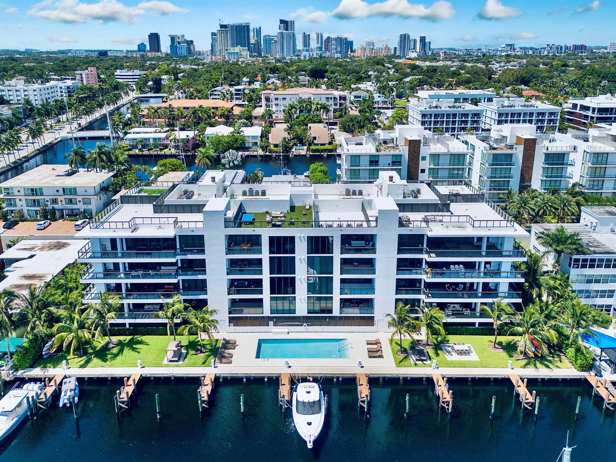 30 Isle Of Venice Drive, #Ph3