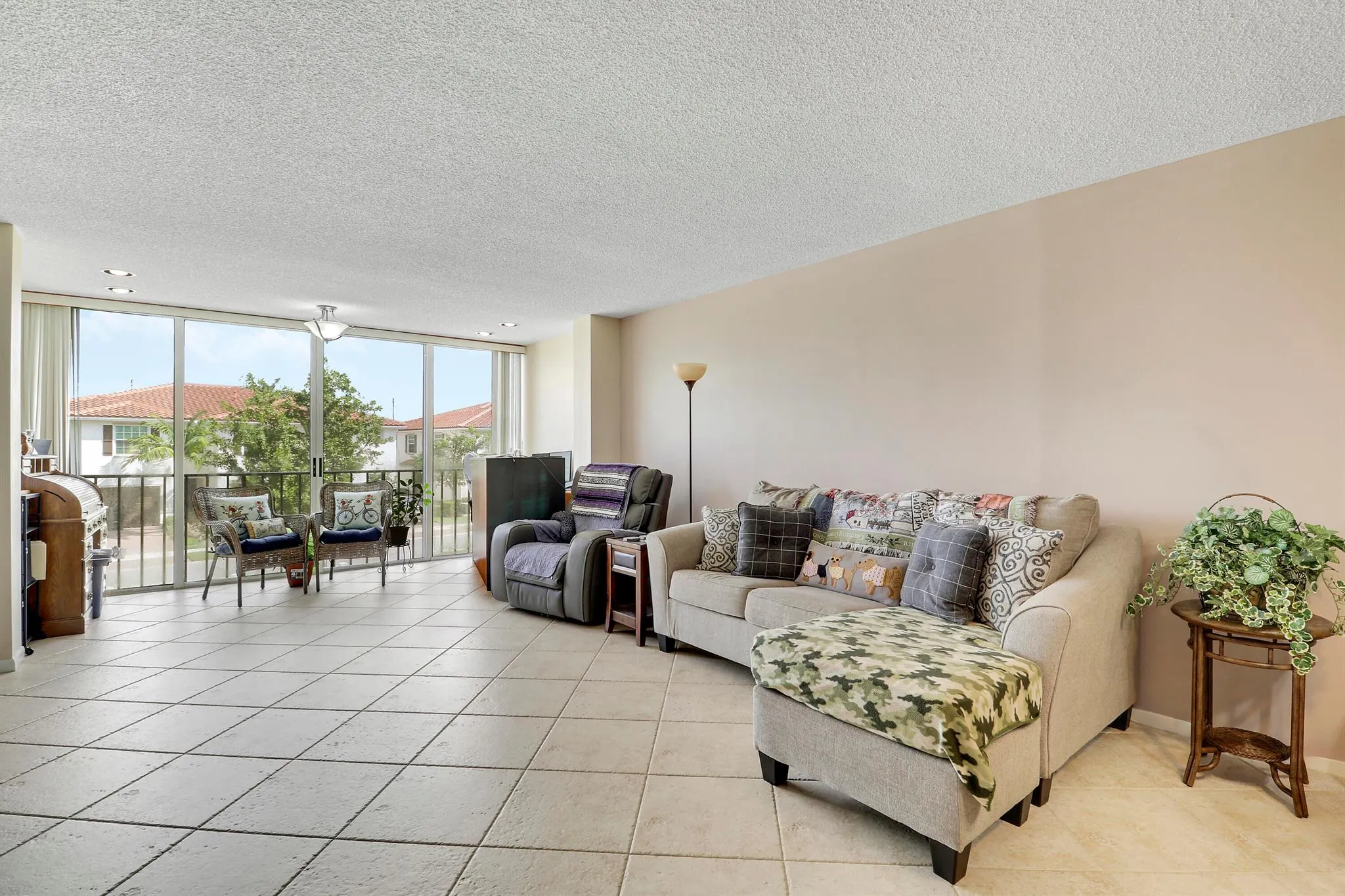 4070 Tivoli Court, #204