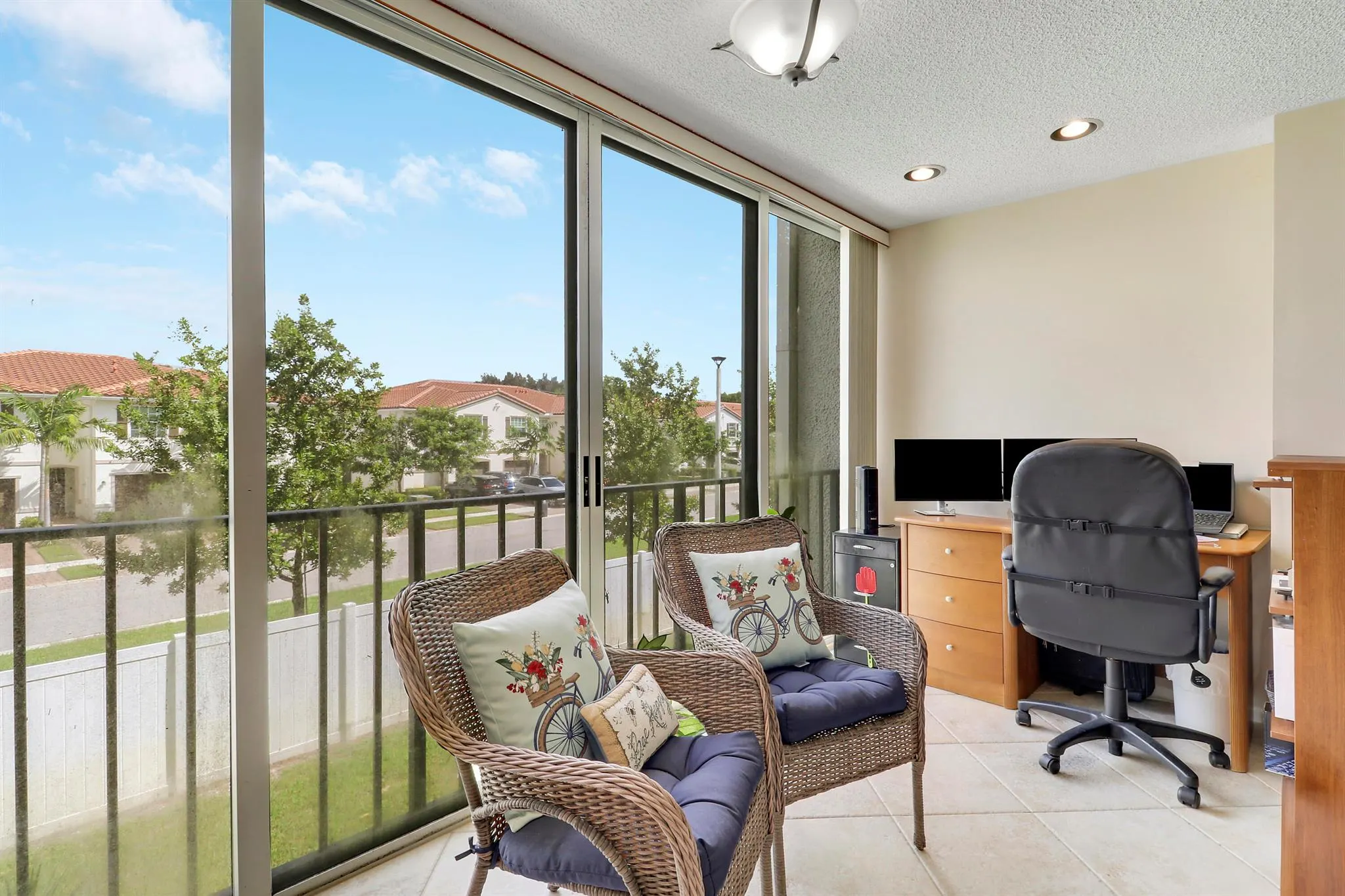 4070 Tivoli Court, #204