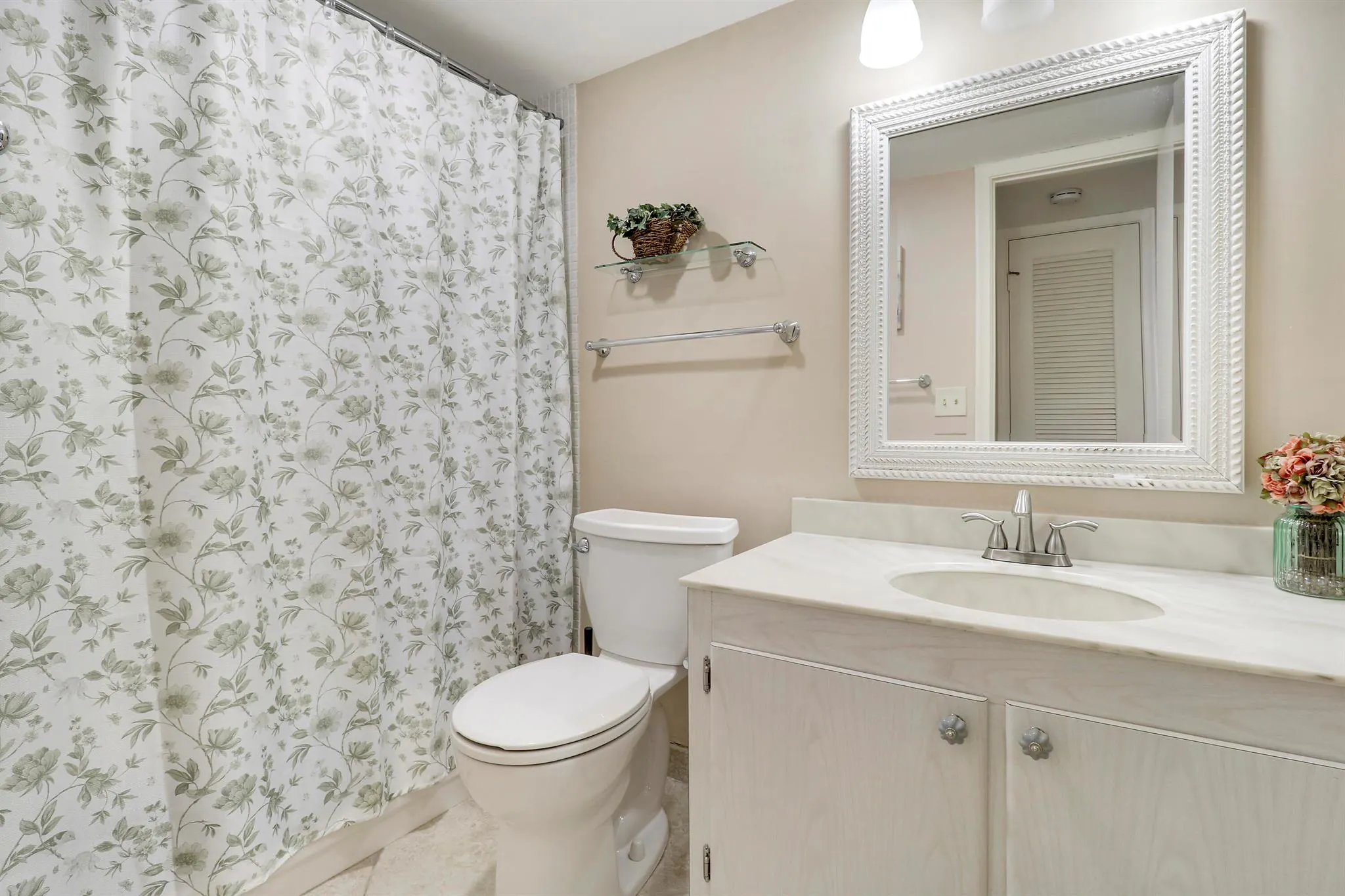 4070 Tivoli Court, #204
