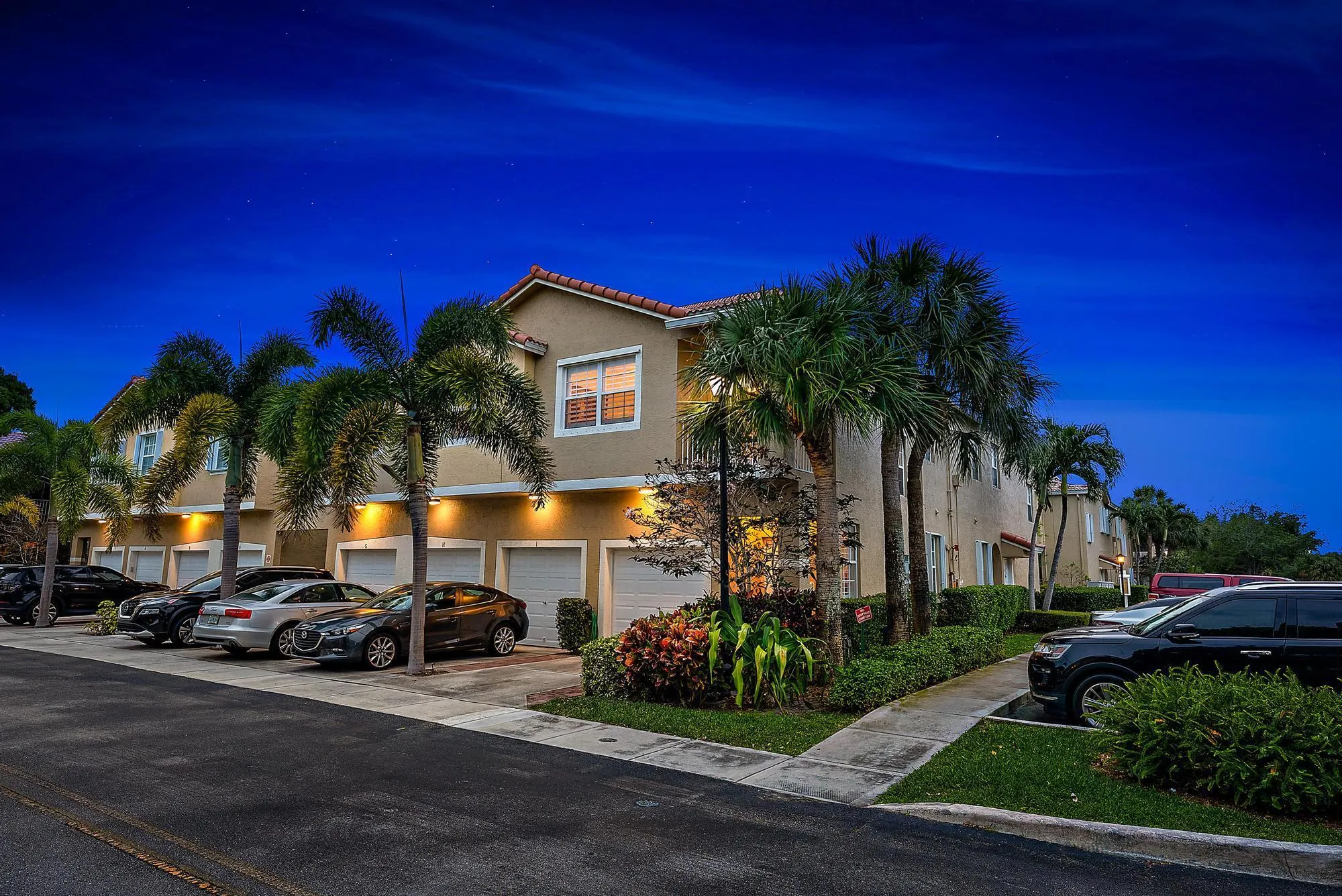 105 Lighthouse Circle, #J