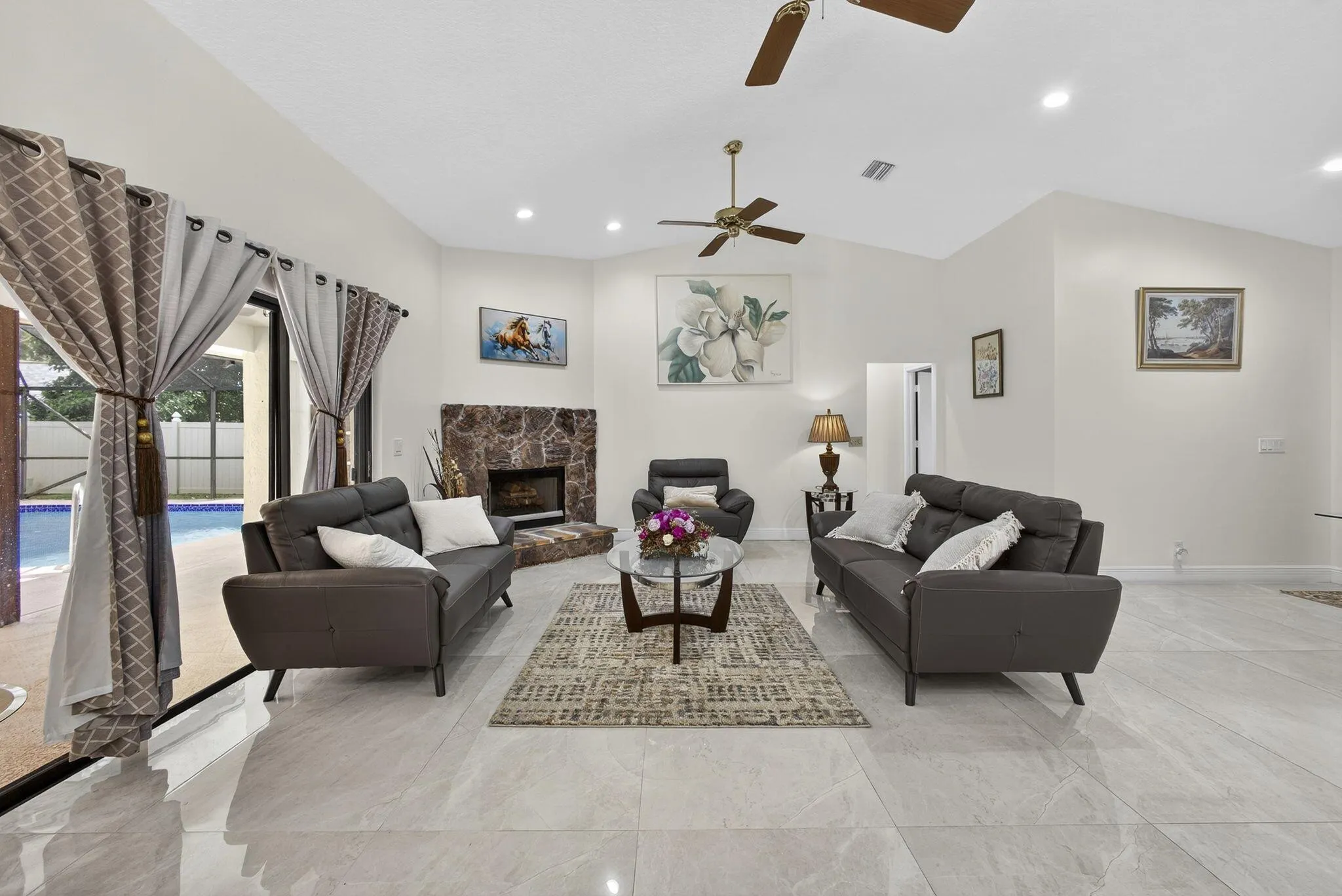 798 Blueberry Drive Drive
