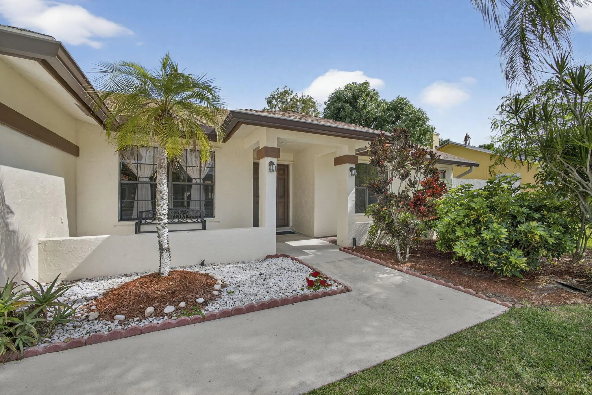 798 Blueberry Drive Drive