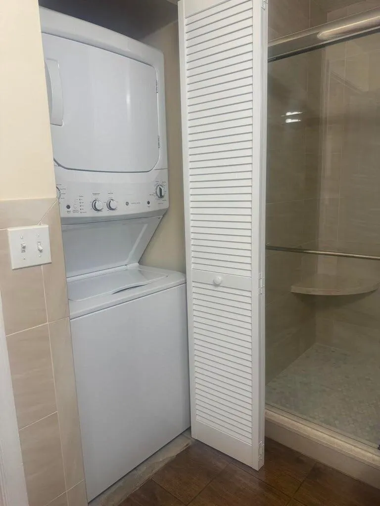 1139 Town Center Drive, #11