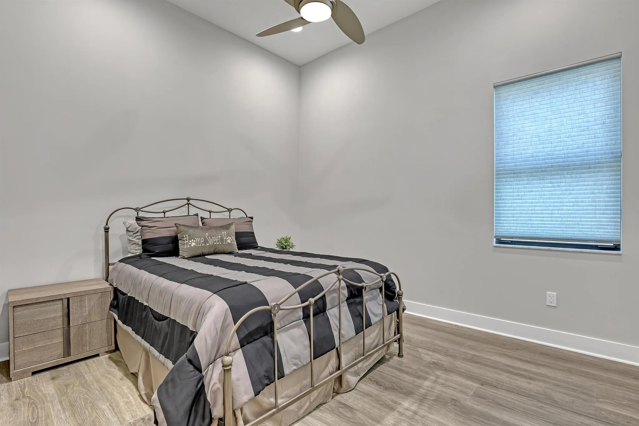 13129 Faberge Place