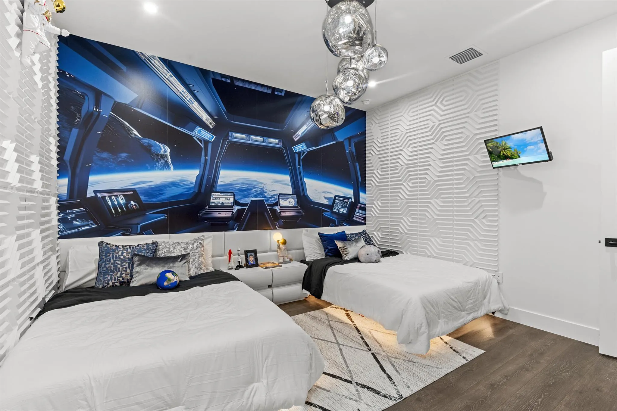12470 Solana Bay Circle