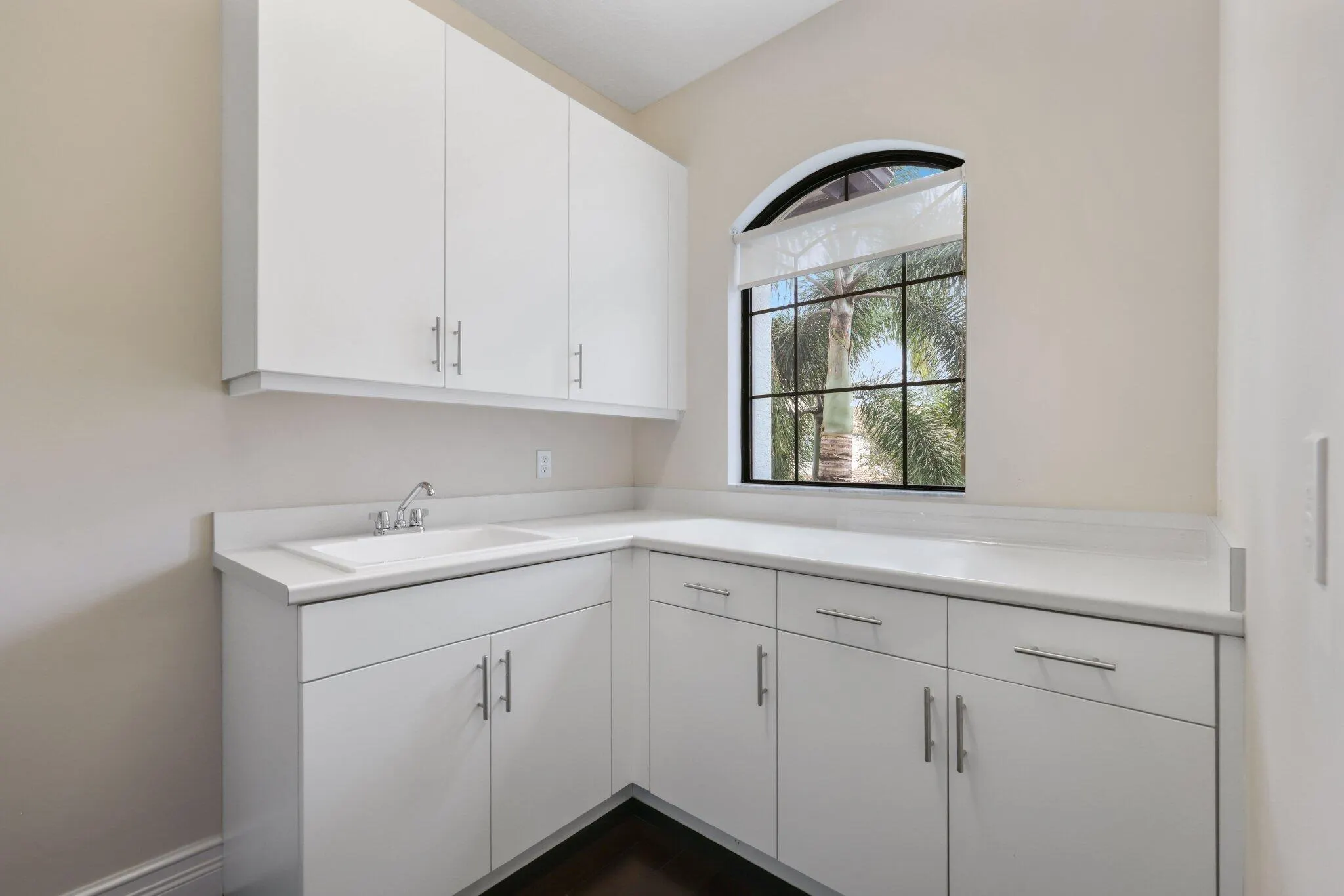 16902 Bridge Crossing Circle